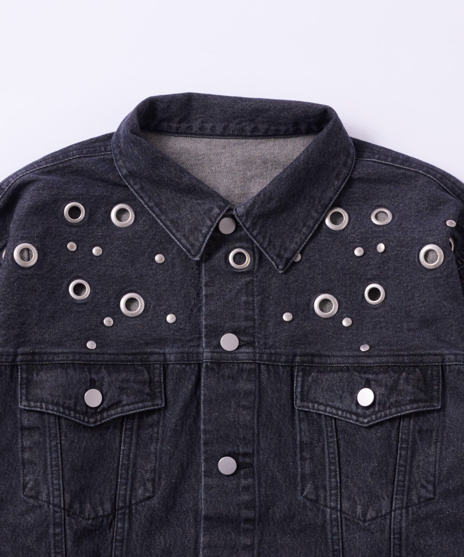 WHO’S WHO gallery(フーズフーギャラリー) 【UNISEX/WEB限定サイズあり】EYELET DENIM JACKET