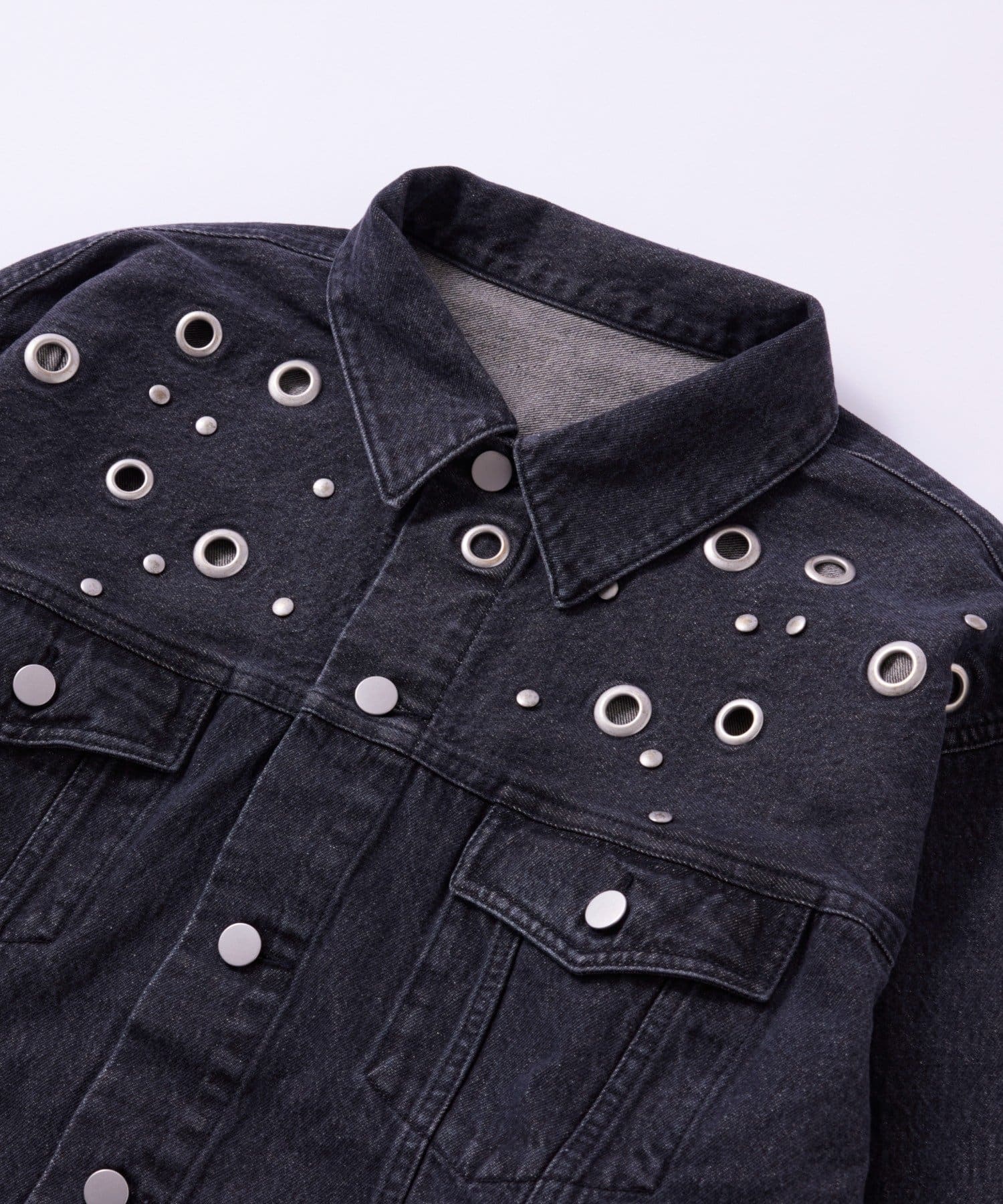 WHO’S WHO gallery(フーズフーギャラリー) 【UNISEX/WEB限定サイズあり】EYELET DENIM JACKET