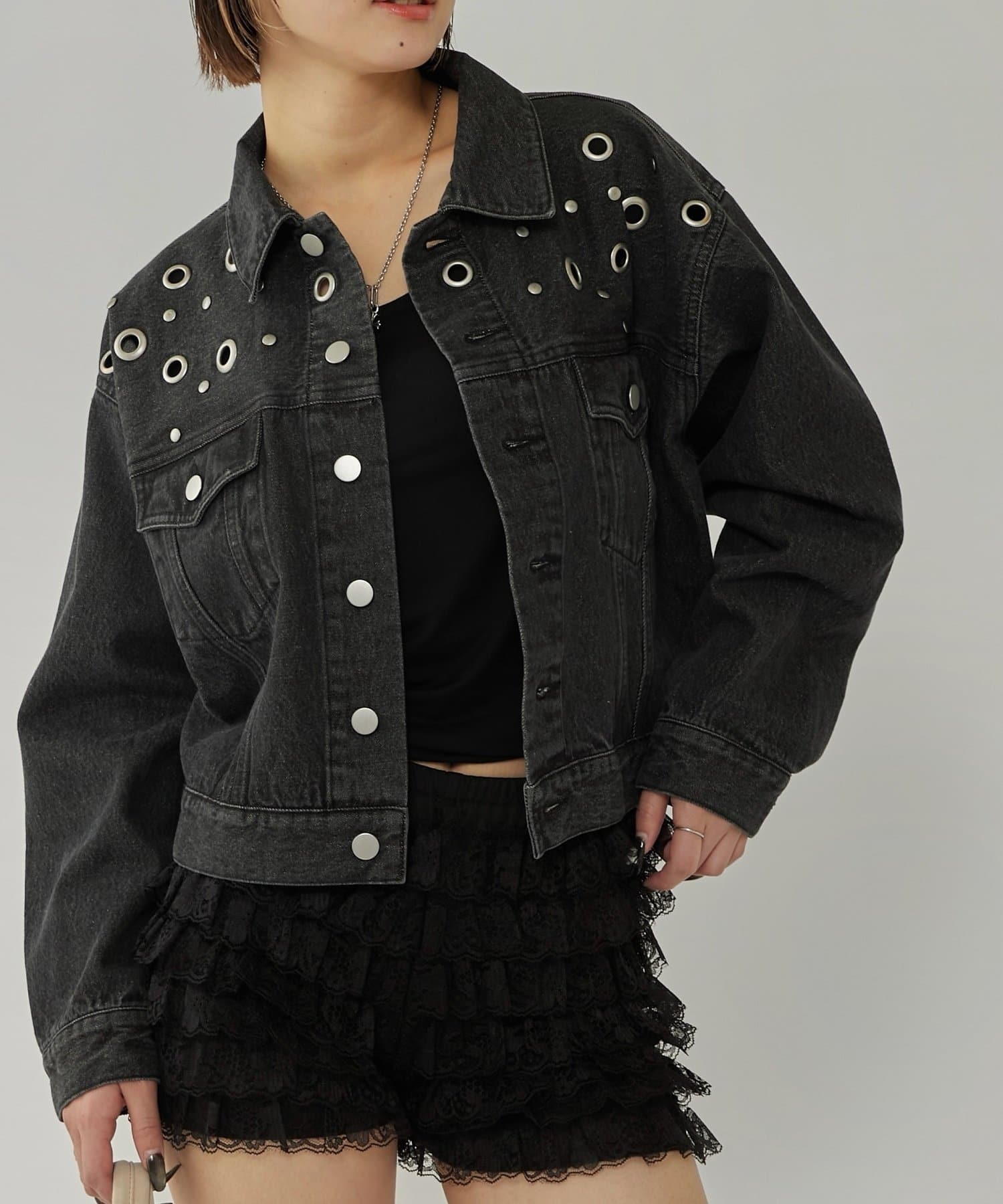 WHO’S WHO gallery(フーズフーギャラリー) ハトメデニムジャケット