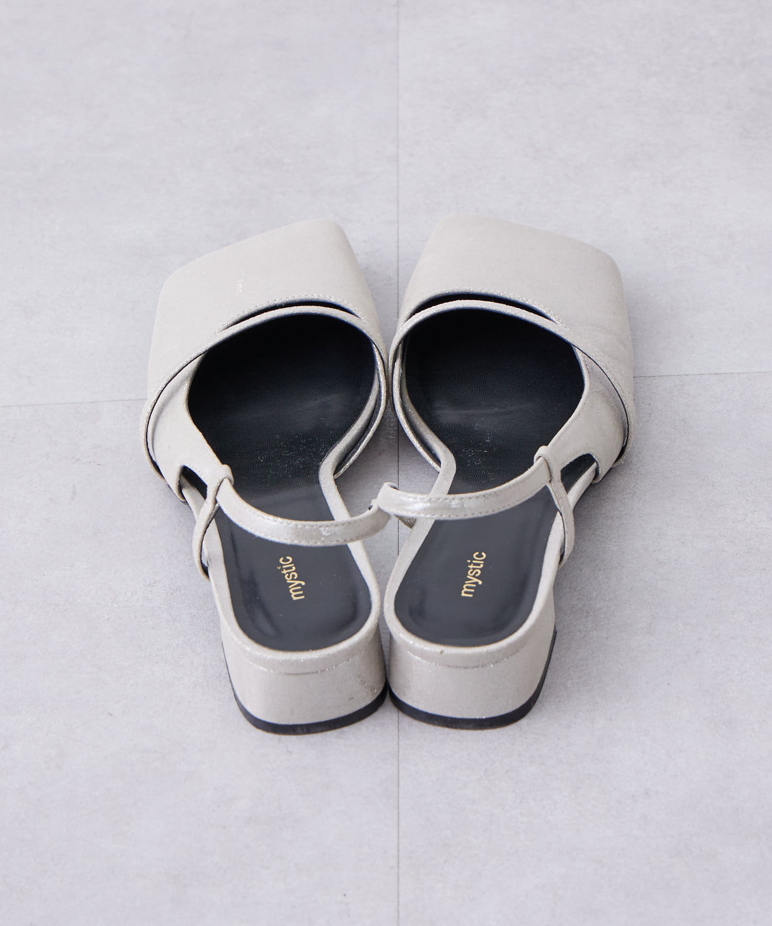 OUTLET(アウトレット) 【mystic】スクエアシャイニーパンプス