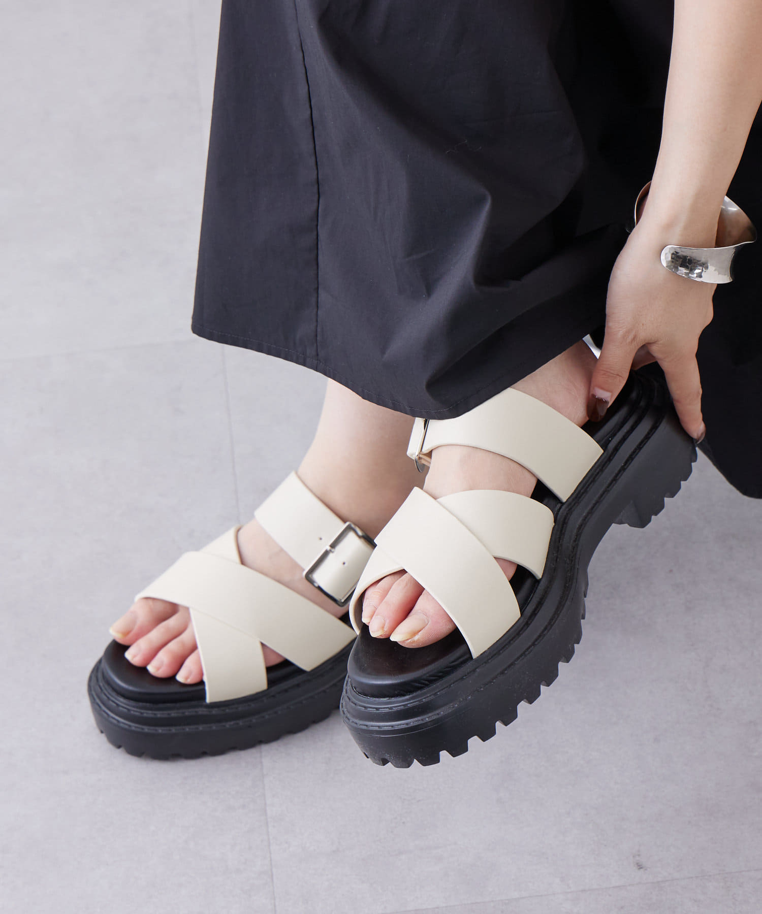 OUTLET(アウトレット) 【mystic】ボリュームクロスサンダル