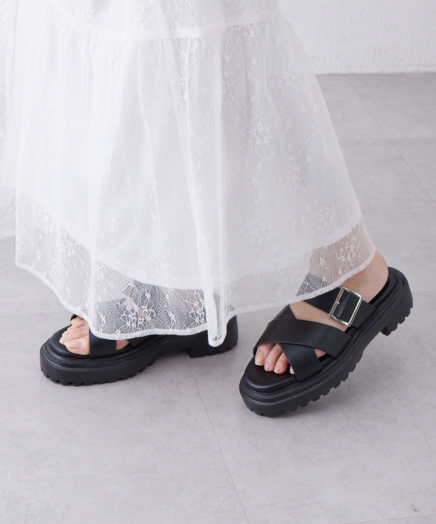 OUTLET(アウトレット) 【mystic】ボリュームクロスサンダル