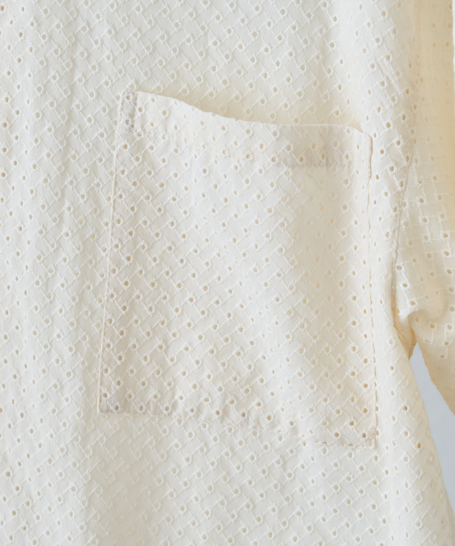 OUTLET(アウトレット) 【CIAOPANIC TYPY】ユニセックスジャガード刺繍レースシャツ