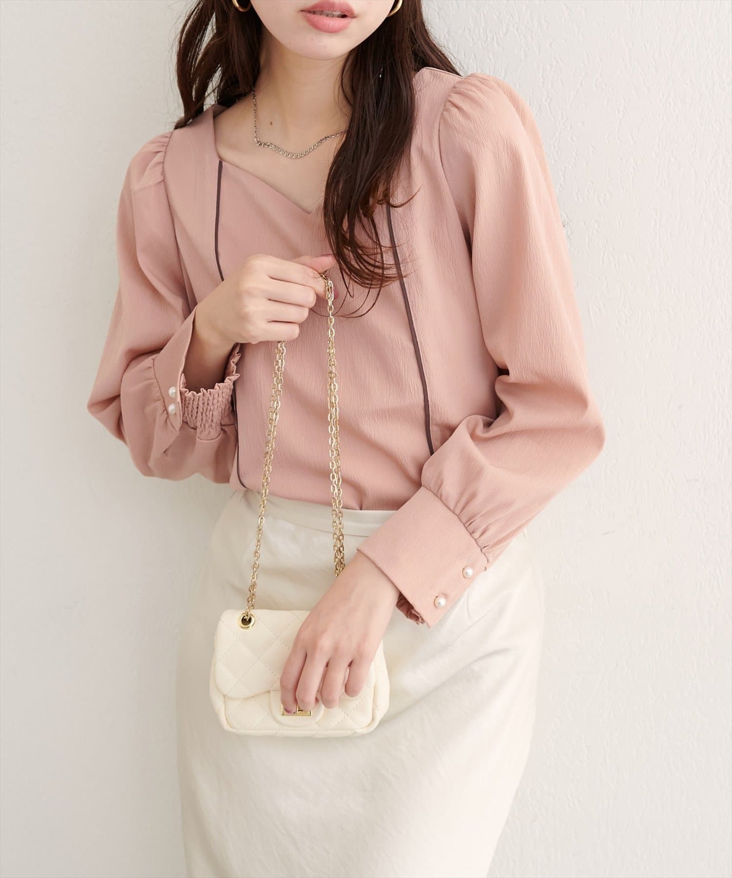 natural couture】ハートネックパイピング配色ブラウス | NICE CLAUP