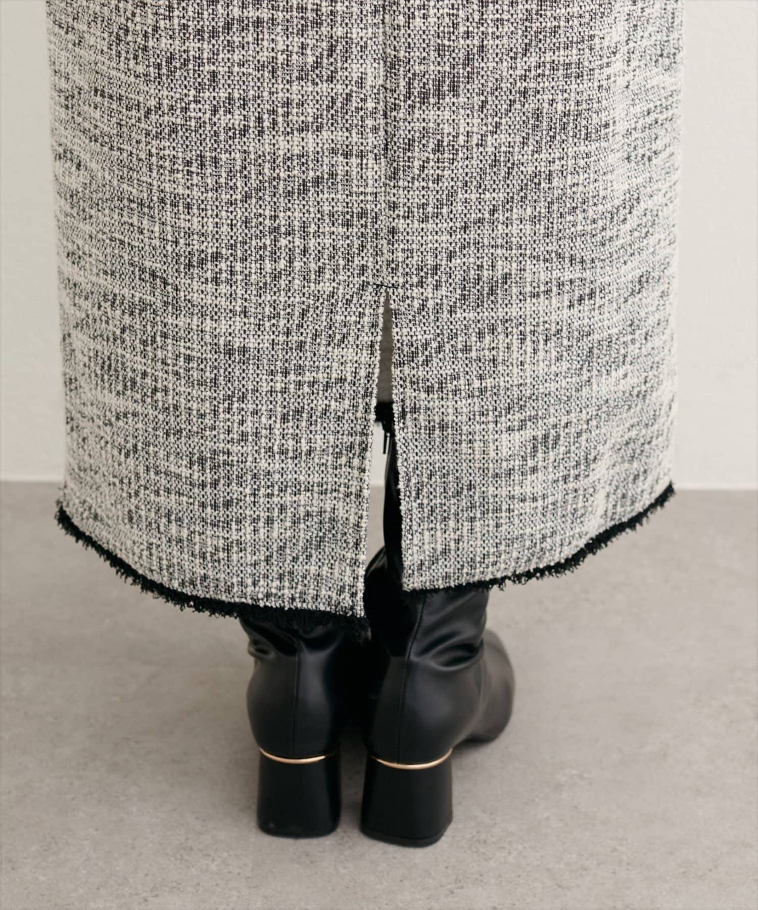 NICE CLAUP / OLIVE des OLIVE OUTLET(ナイスクラップ  / オリーブ デ オリーブ アウトレット) 【EVERY.VERY niceclaup】ストレッチツイードタイトスカート