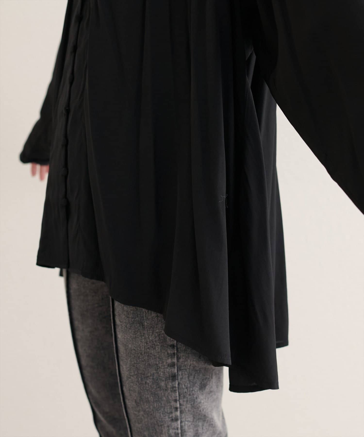 NICE CLAUP / OLIVE des OLIVE OUTLET(ナイスクラップ  / オリーブ デ オリーブ アウトレット) 【EVERY.VERY niceclaup】ボタン開きゆるシャツブラウス