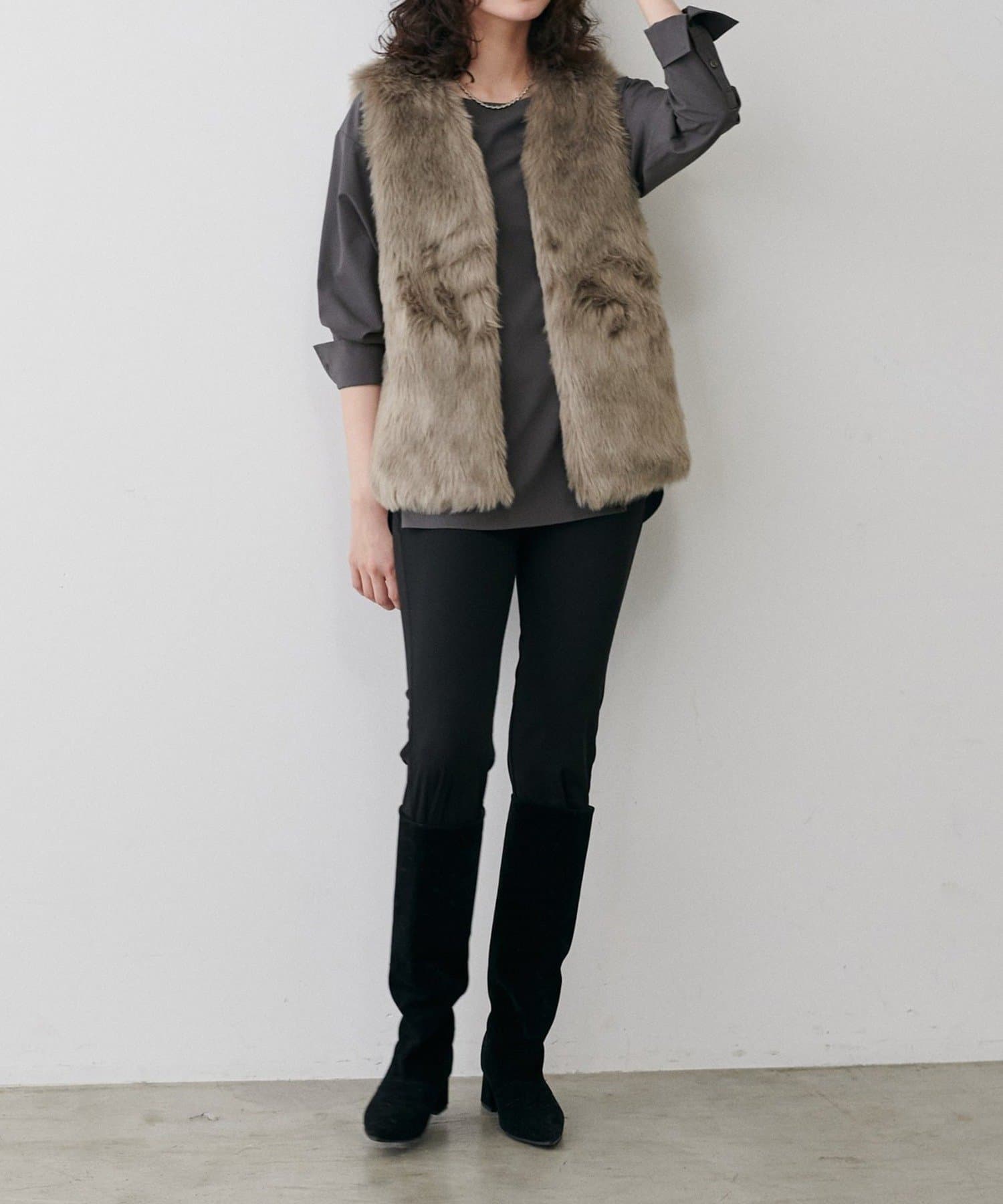 NICE CLAUP / OLIVE des OLIVE OUTLET(ナイスクラップ  / オリーブ デ オリーブ アウトレット) 【LARUTA】ブロードPU混カフス付きプルオーバー