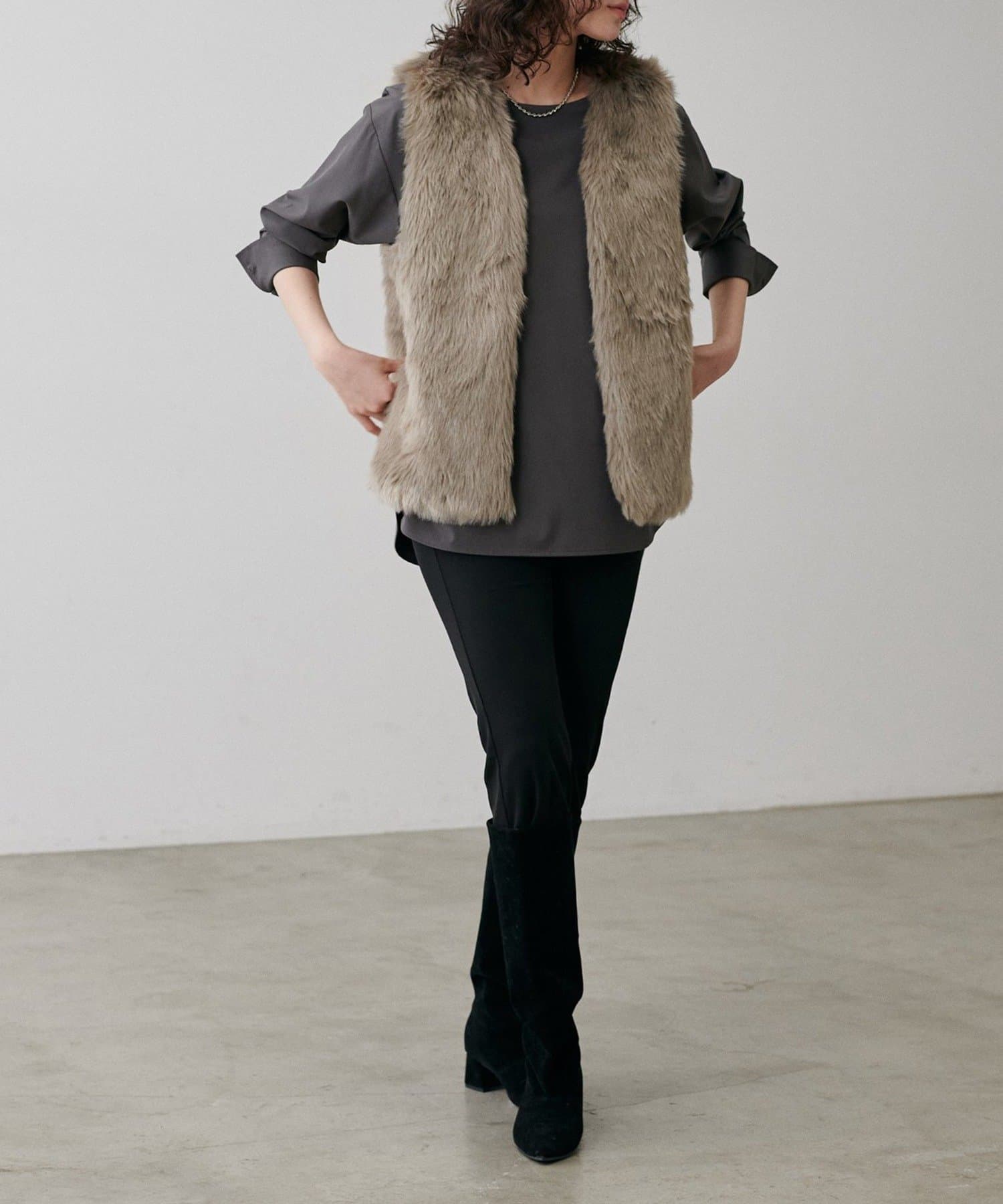 NICE CLAUP / OLIVE des OLIVE OUTLET(ナイスクラップ  / オリーブ デ オリーブ アウトレット) 【LARUTA】ブロードPU混カフス付きプルオーバー