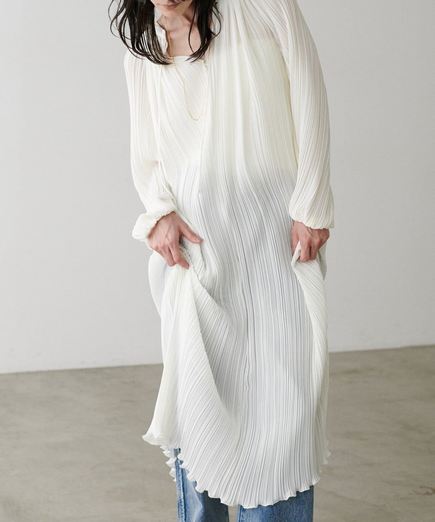 NICE CLAUP / OLIVE des OLIVE OUTLET(ナイスクラップ  / オリーブ デ オリーブ アウトレット) 【LARUTA】プリーツストレートワンピース