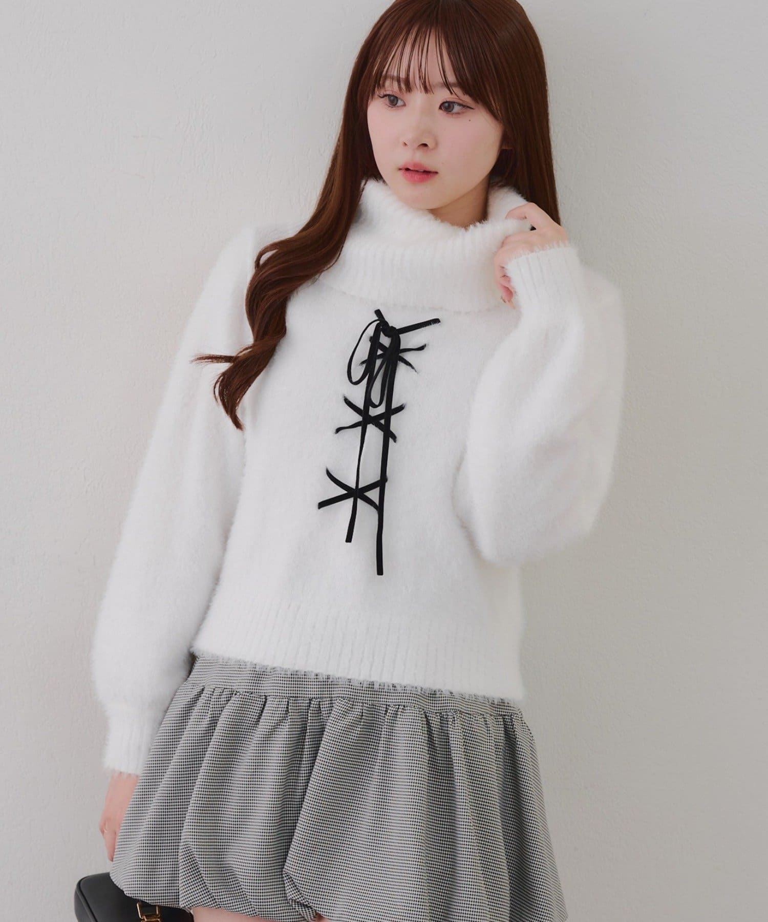 Remind me and forever(リマインドミーアンドフォーエバー) フェザーレースアッププルオーバー