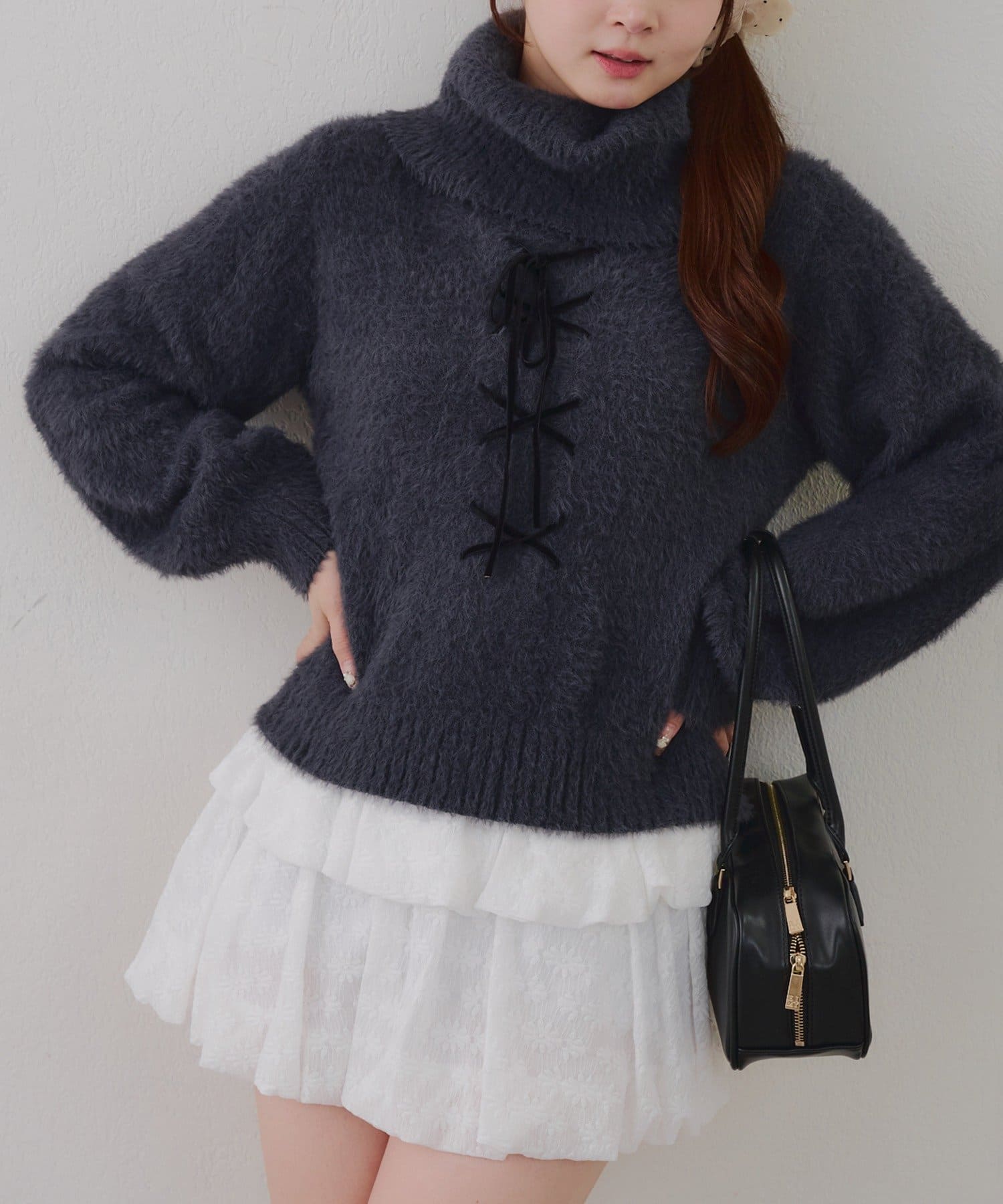 Remind me and forever(リマインドミーアンドフォーエバー) フェザーレースアッププルオーバー