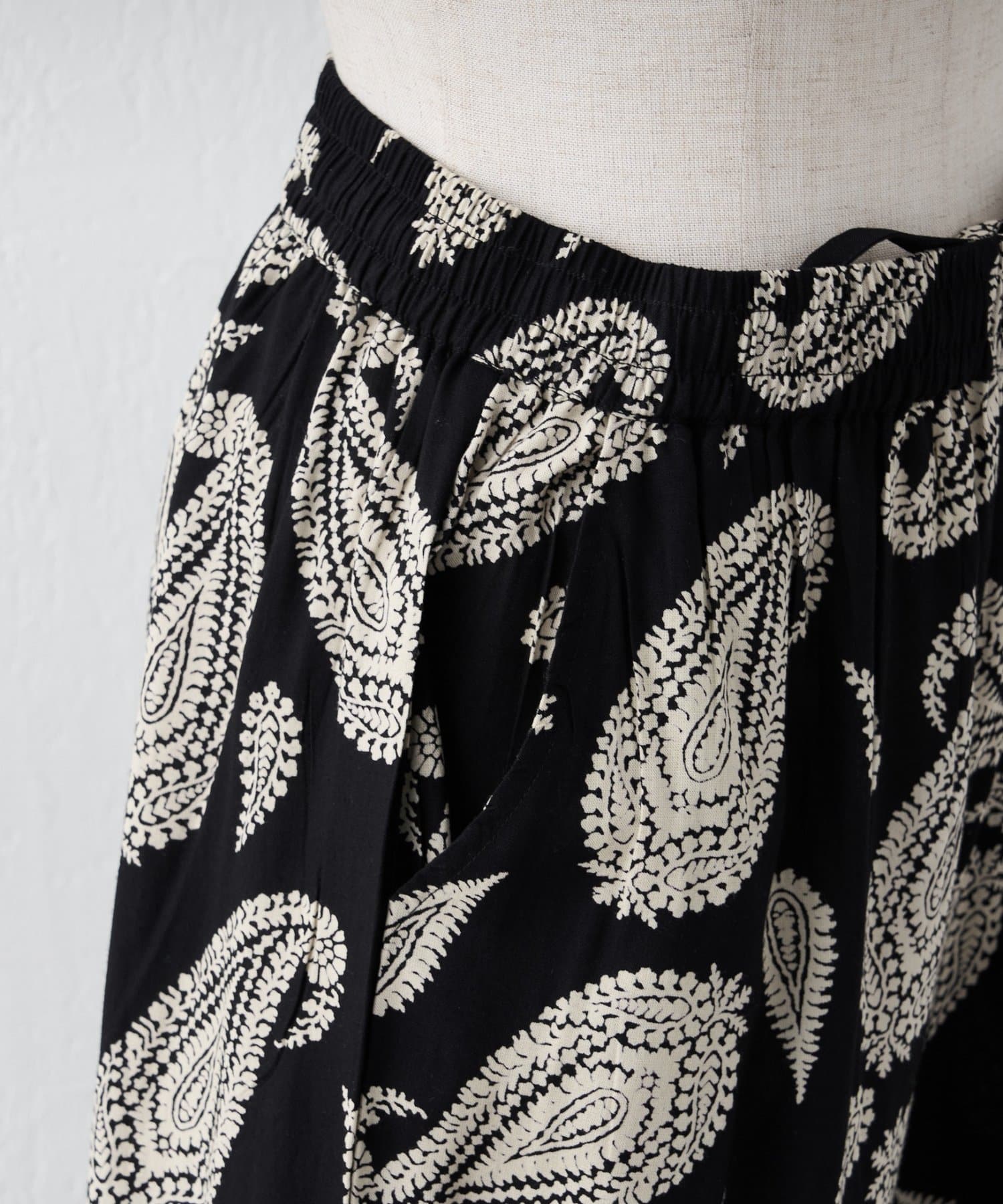 Remind me and forever(リマインドミーアンドフォーエバー) 【nane】エスニック柄イージーパンツ