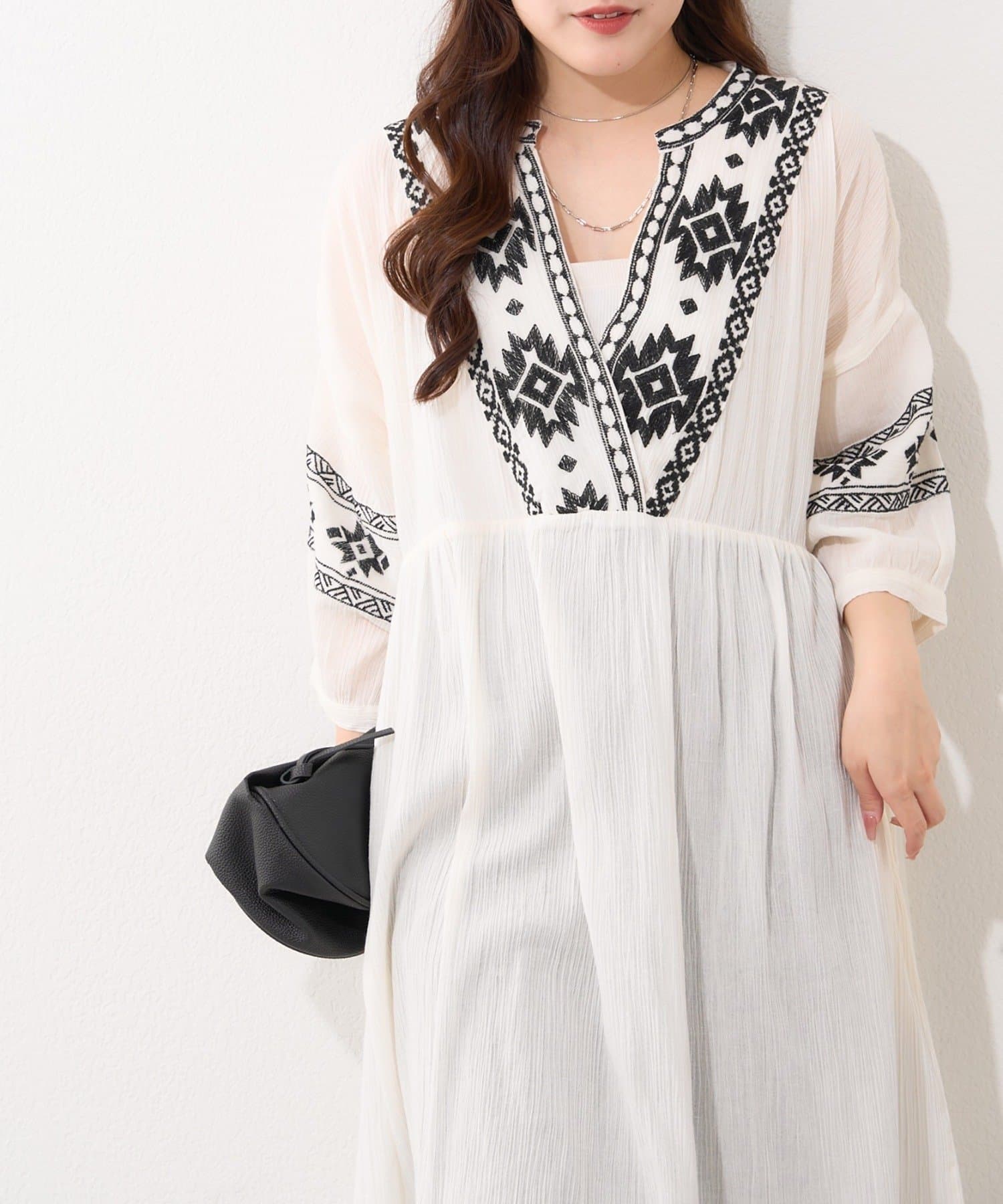 Remind me and forever(リマインドミーアンドフォーエバー) 【nane】【India Series】エスニック刺繍楊柳ワンピース