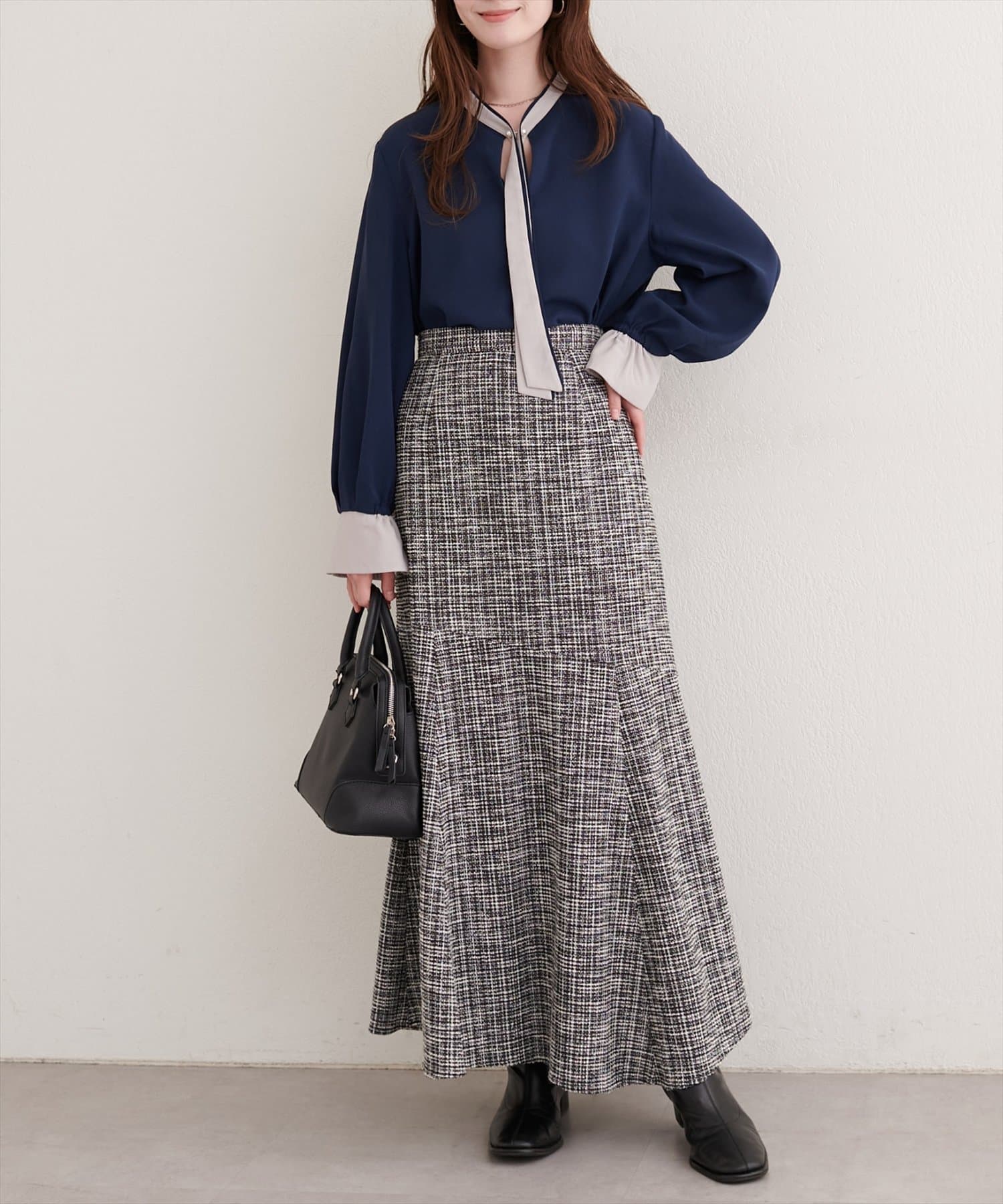 natural couture(ナチュラルクチュール) 配色ボータイパールピンブラウス