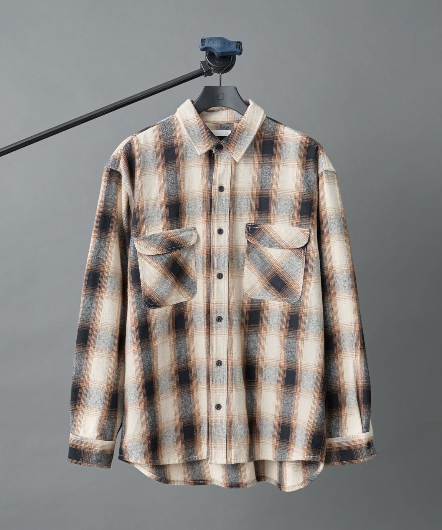 COLONY 2139(コロニー トゥーワンスリーナイン) ヘビーウエイトダブルポケットチェックシャツ