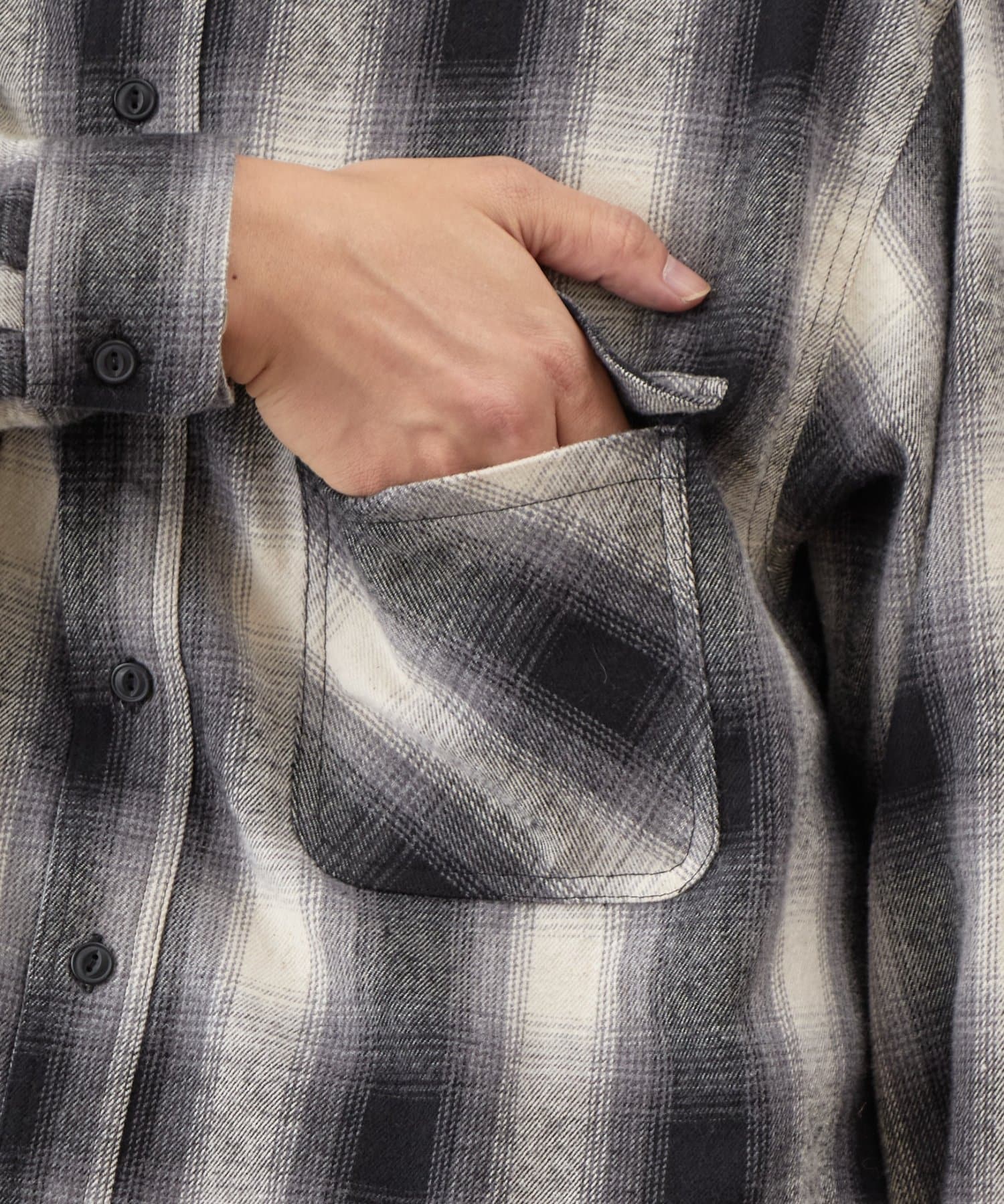 COLONY 2139(コロニー トゥーワンスリーナイン) ヘビーウエイトダブルポケットチェックシャツ