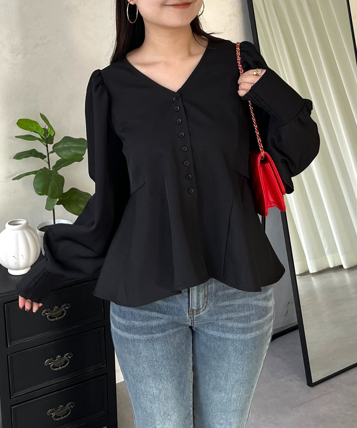 prose verse(プロズヴェール) 【春服総選挙対象商品】パフスリーブVネックペプラムフレアブラウス