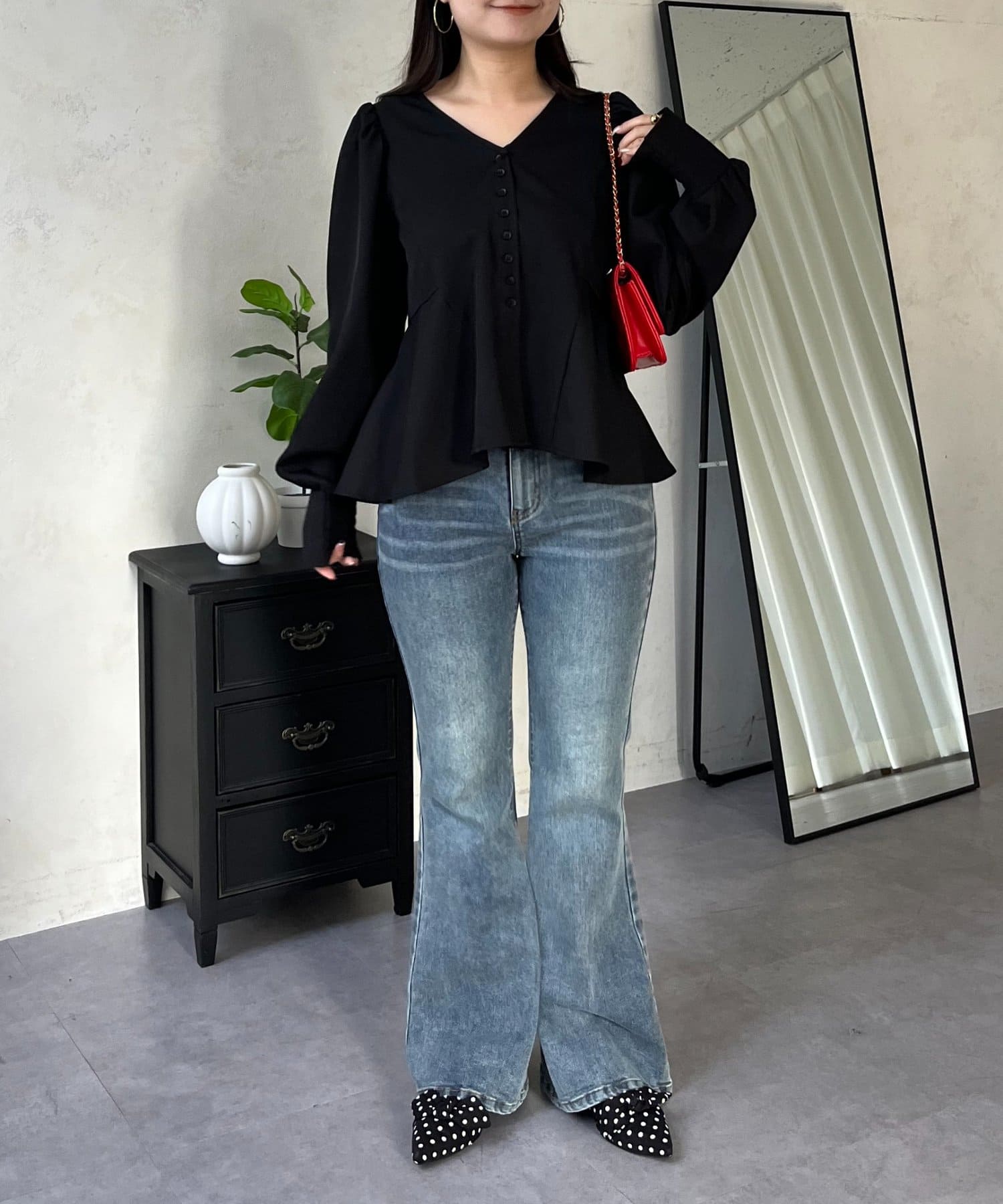 prose verse(プロズヴェール) 【春服総選挙対象商品】パフスリーブVネックペプラムフレアブラウス