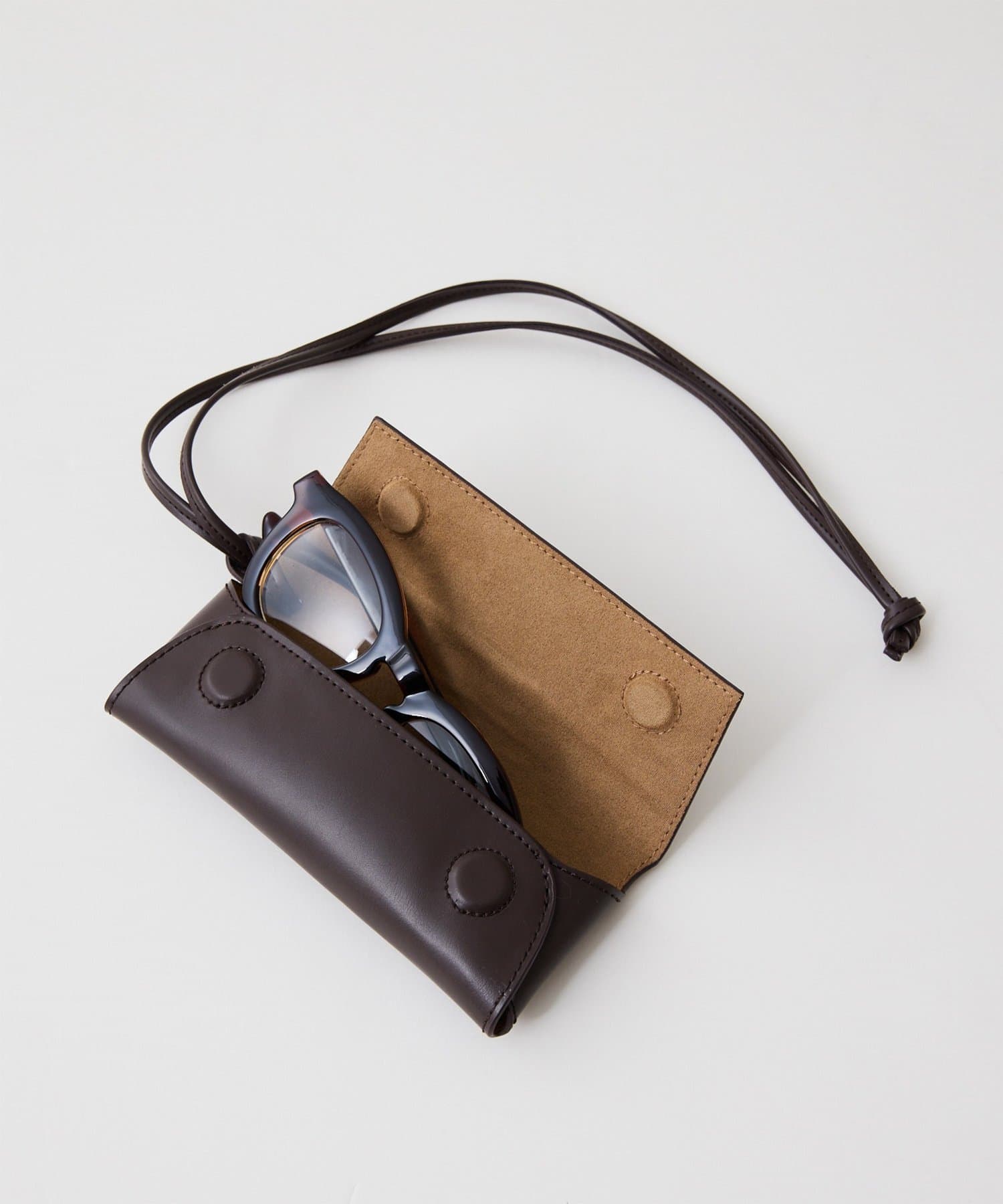 Whim Gazette(ウィム ガゼット) ＜インフルエンサーコラボ＞【THE PAUSE】太縁メガネ