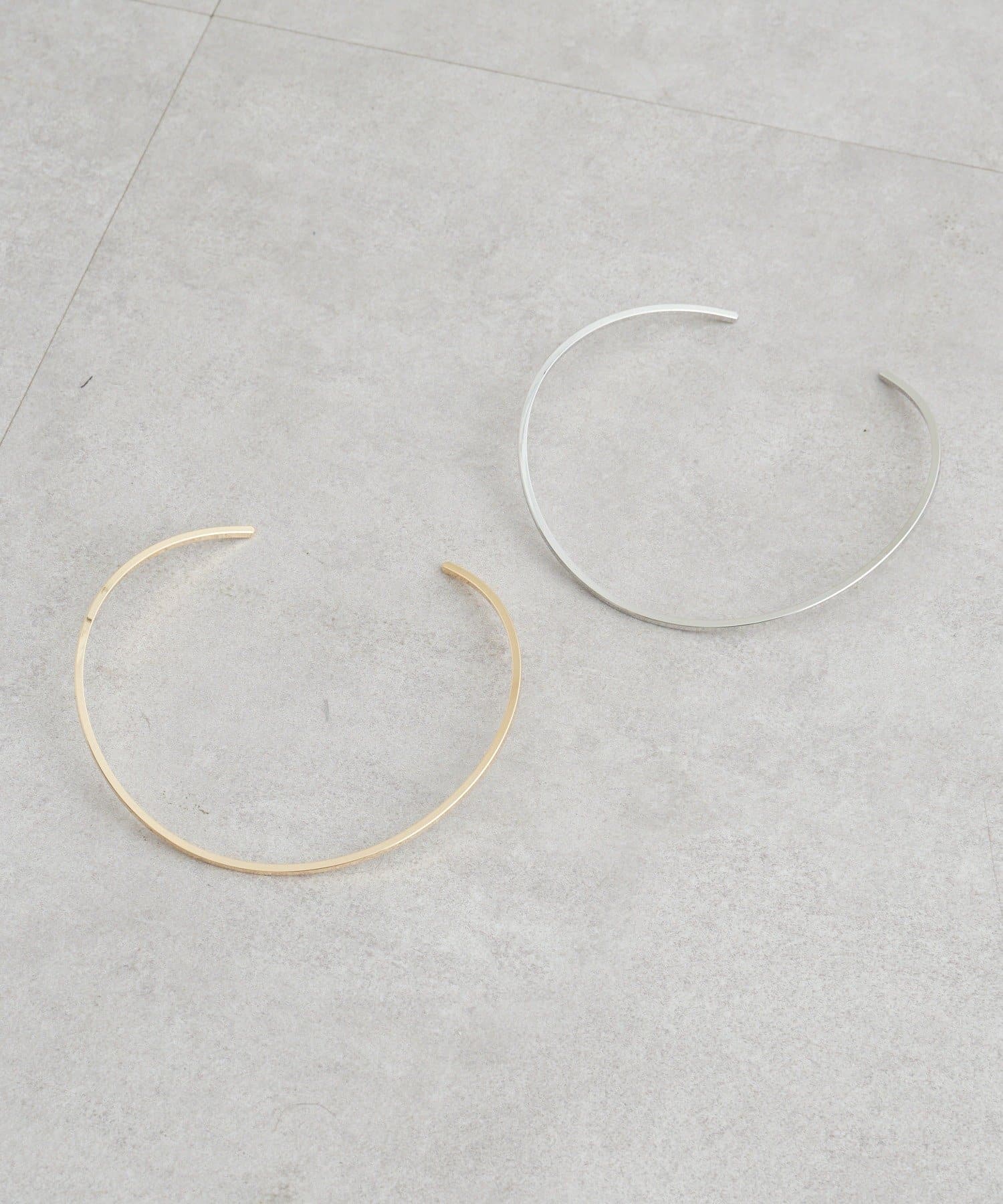 SHENERY(シーナリー) エッジラインネックカフ