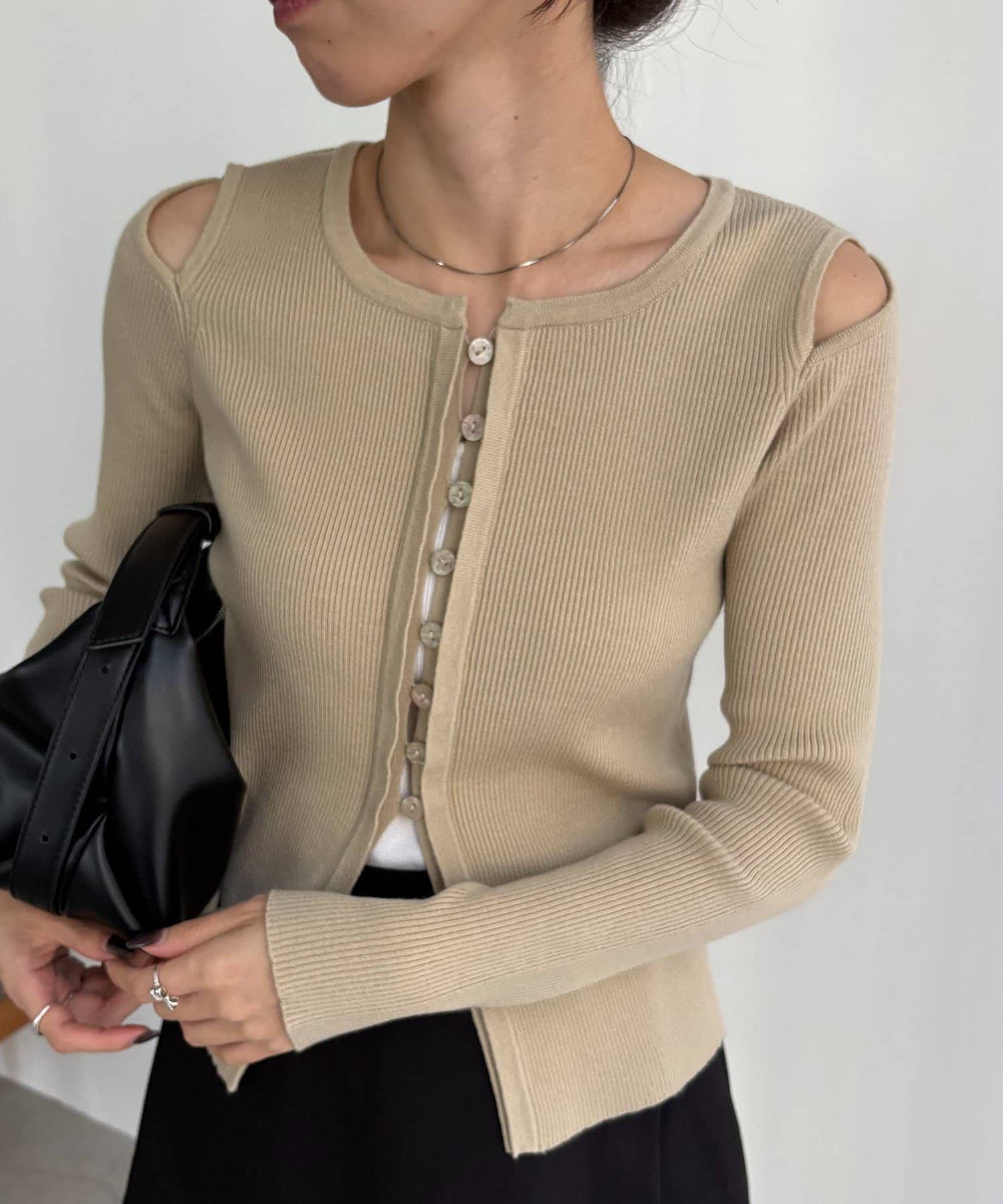 CAPRICIEUX LE'MAGE(カプリシュレマージュ) 肩開きセッパボタンカーディガン