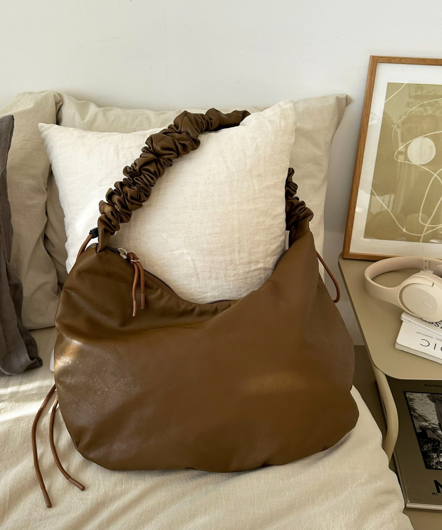 DISCOAT(ディスコート) パデットシンセティックレザーショルダーバッグ