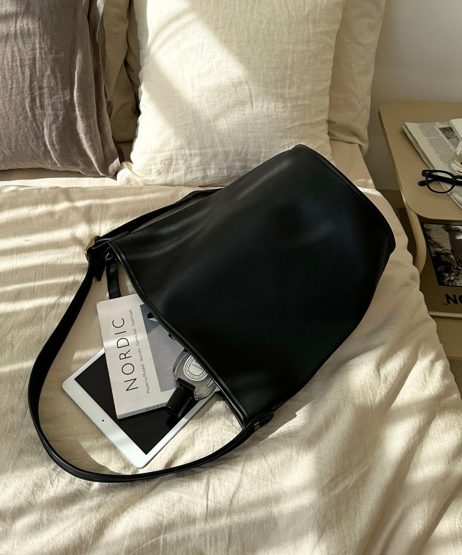 DISCOAT(ディスコート) 【Enlude】フェイクレザーダッフルショルダーバッグ