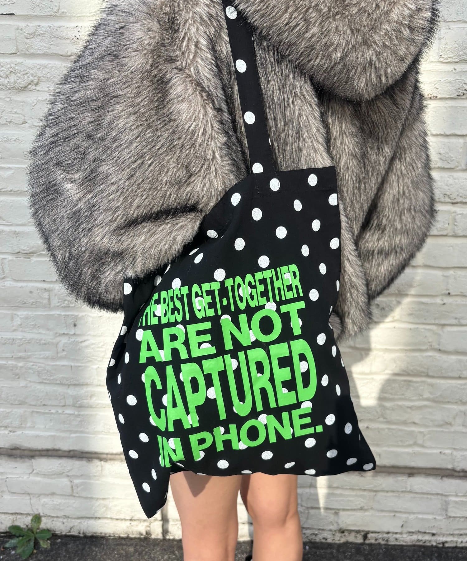 WHO’S WHO gallery(フーズフーギャラリー) 【WEB限定】メッセージロゴトートバッグ