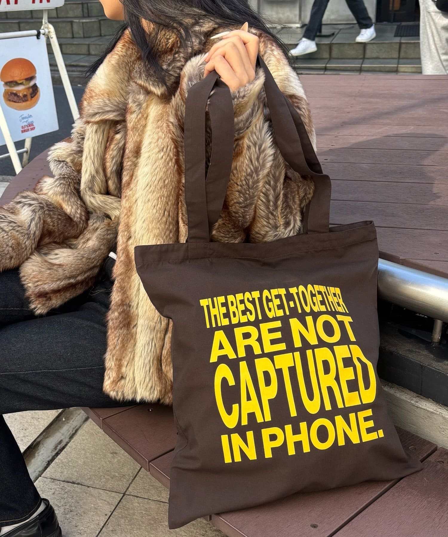 WHO’S WHO gallery(フーズフーギャラリー) 【WEB限定】メッセージロゴトートバッグ