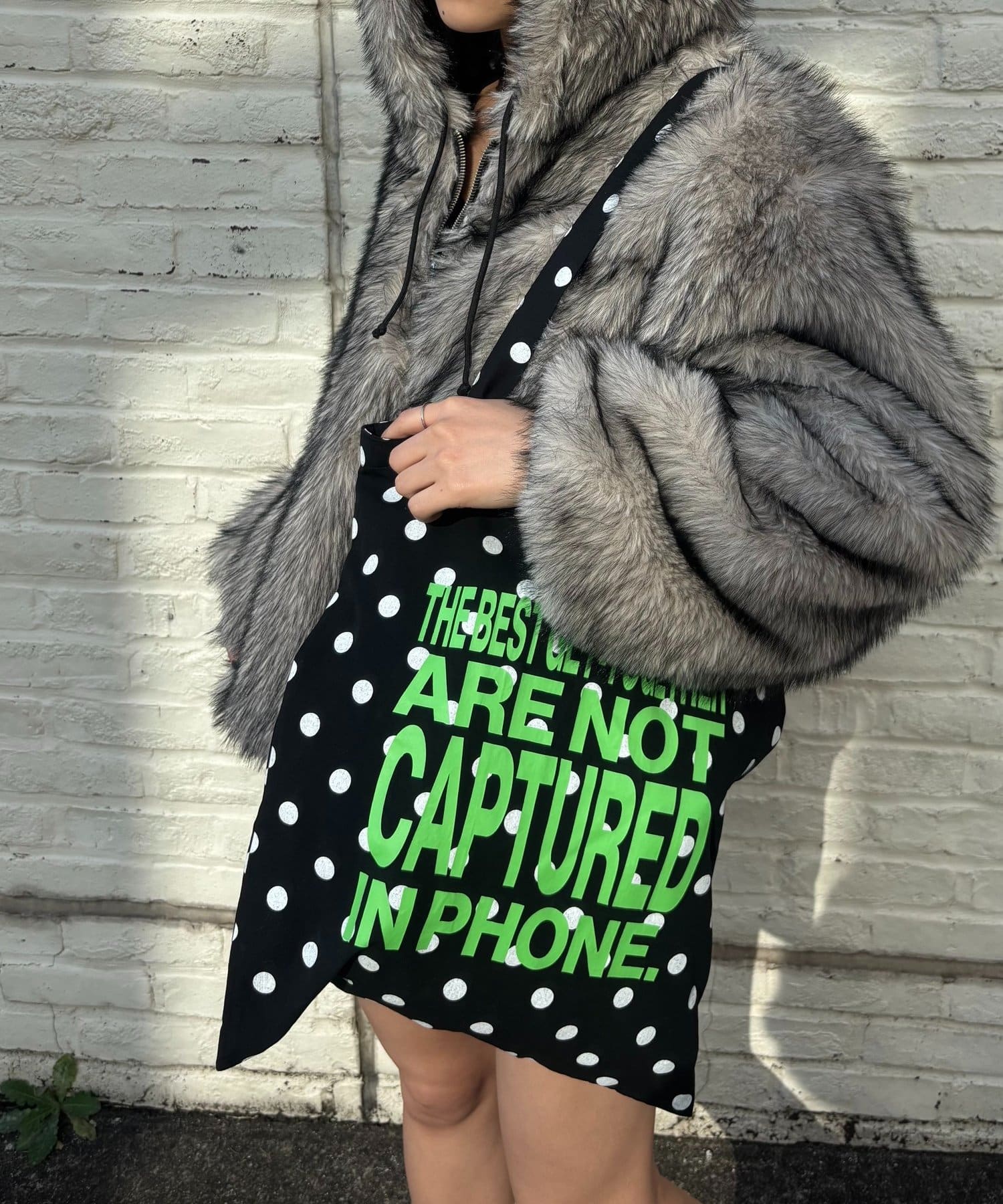 WHO’S WHO gallery(フーズフーギャラリー) 【WEB限定】メッセージロゴトートバッグ