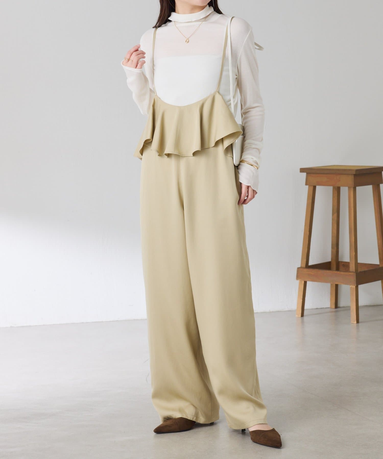 COLLAGE GALLARDAGALANTE(コラージュ ガリャルダガランテ) 【ロングシーズン使える】ラッフルサスペンダーパンツ