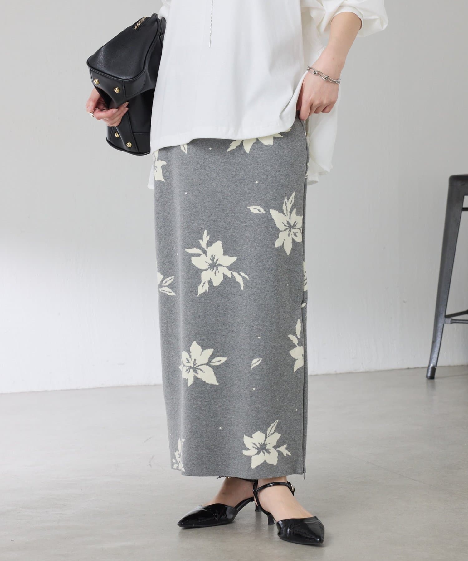 COLLAGE GALLARDAGALANTE(コラージュ ガリャルダガランテ) 【身体のラインを拾いにくい】フラワーニットジャガードスカート/セットアップ