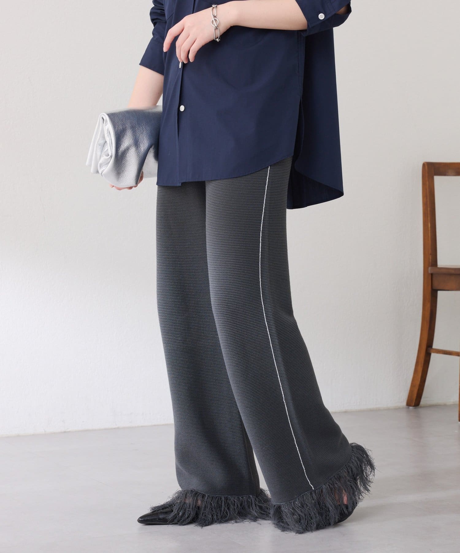 COLLAGE GALLARDAGALANTE(コラージュ ガリャルダガランテ) サイドラインフリンジニットパンツ