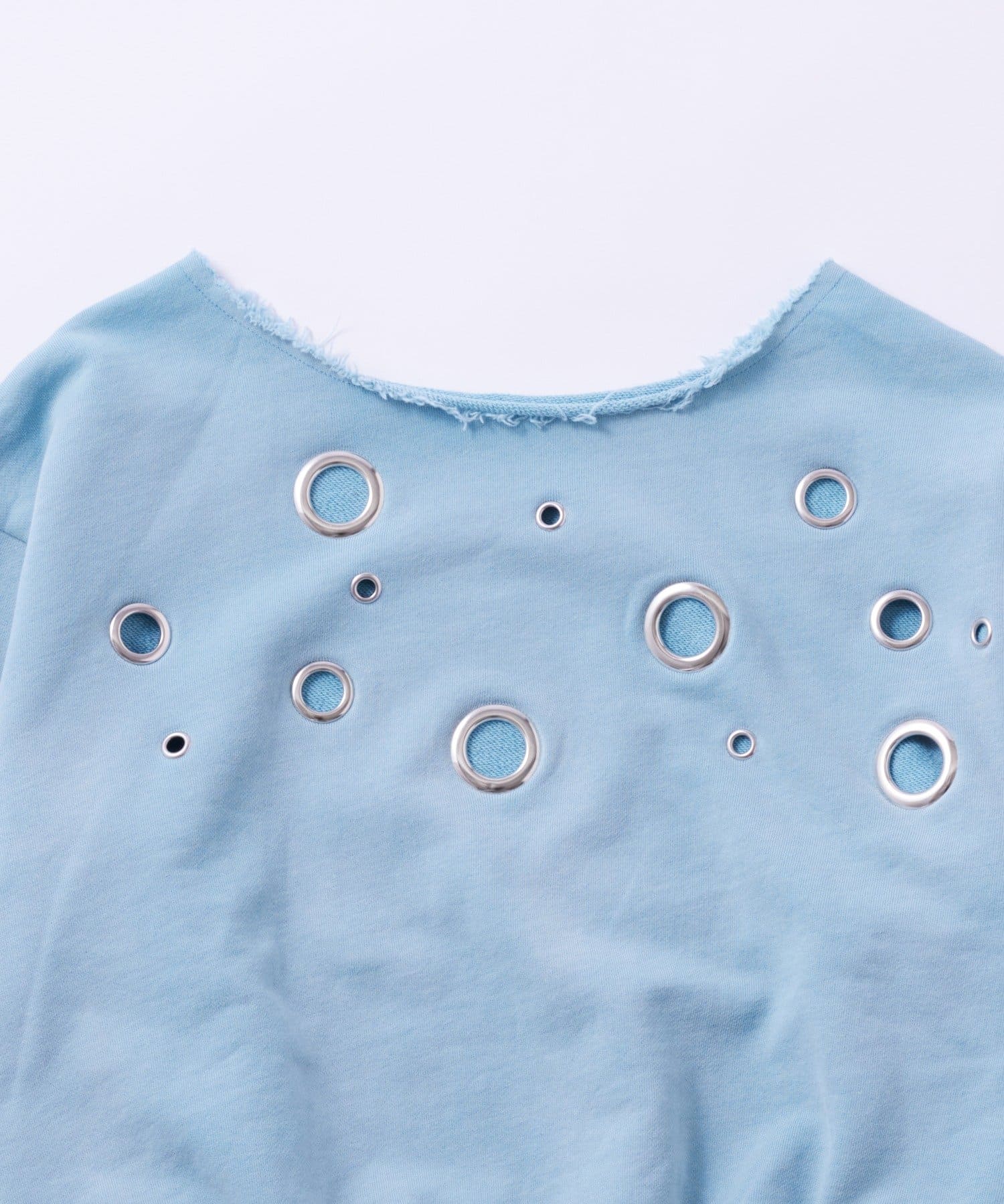 WHO’S WHO gallery(フーズフーギャラリー) フロントアイレットオフショルスウェット