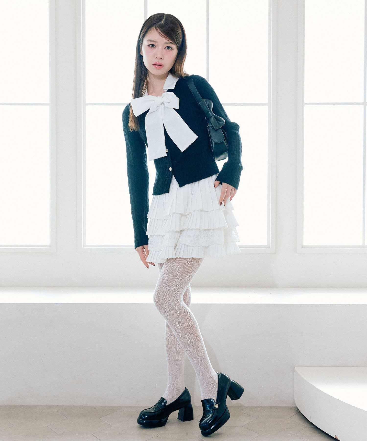 OLIVE des OLIVE(オリーブ デ オリーブ) ケーブルボウタイニット