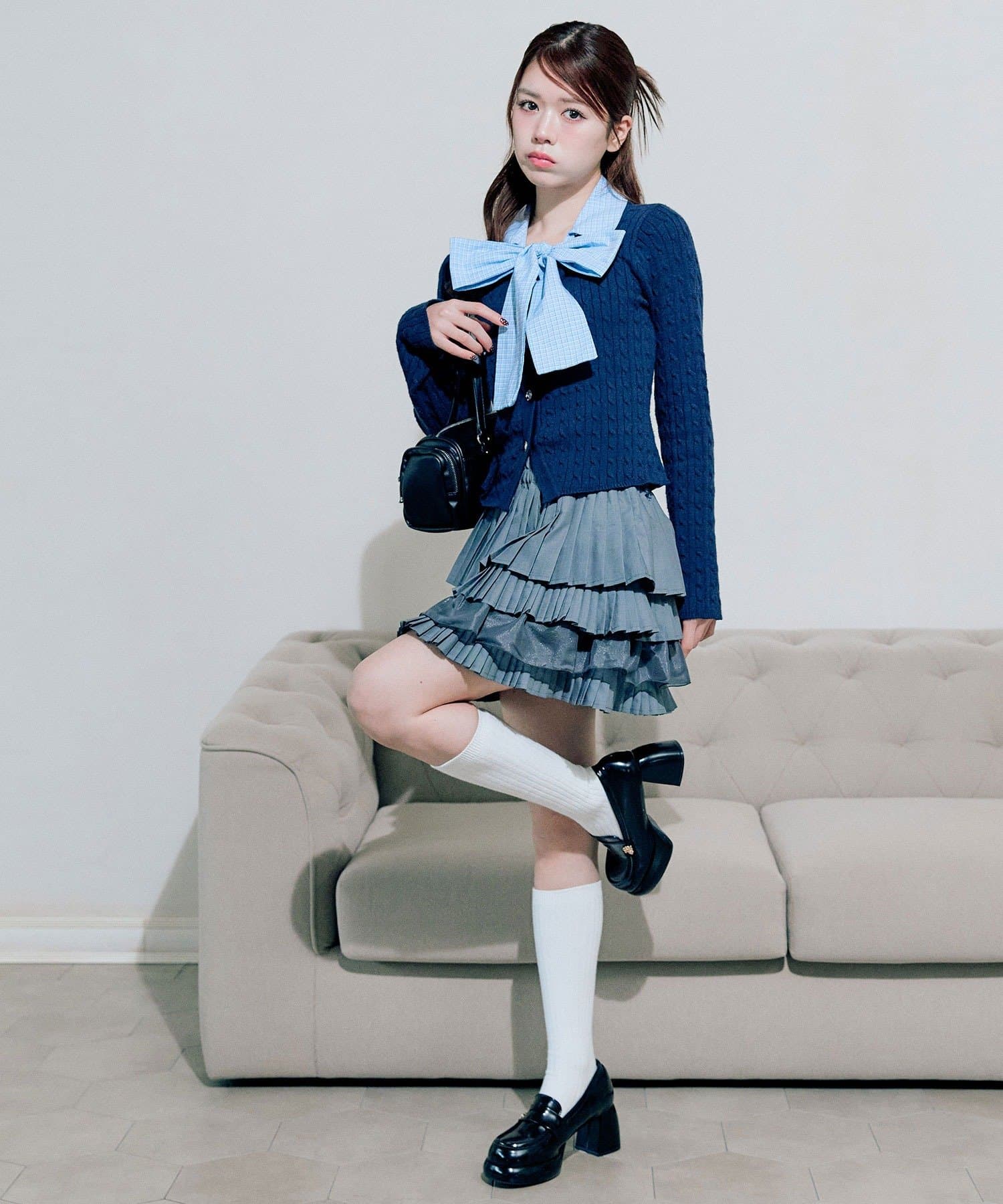 OLIVE des OLIVE(オリーブ デ オリーブ) ケーブルボウタイニット