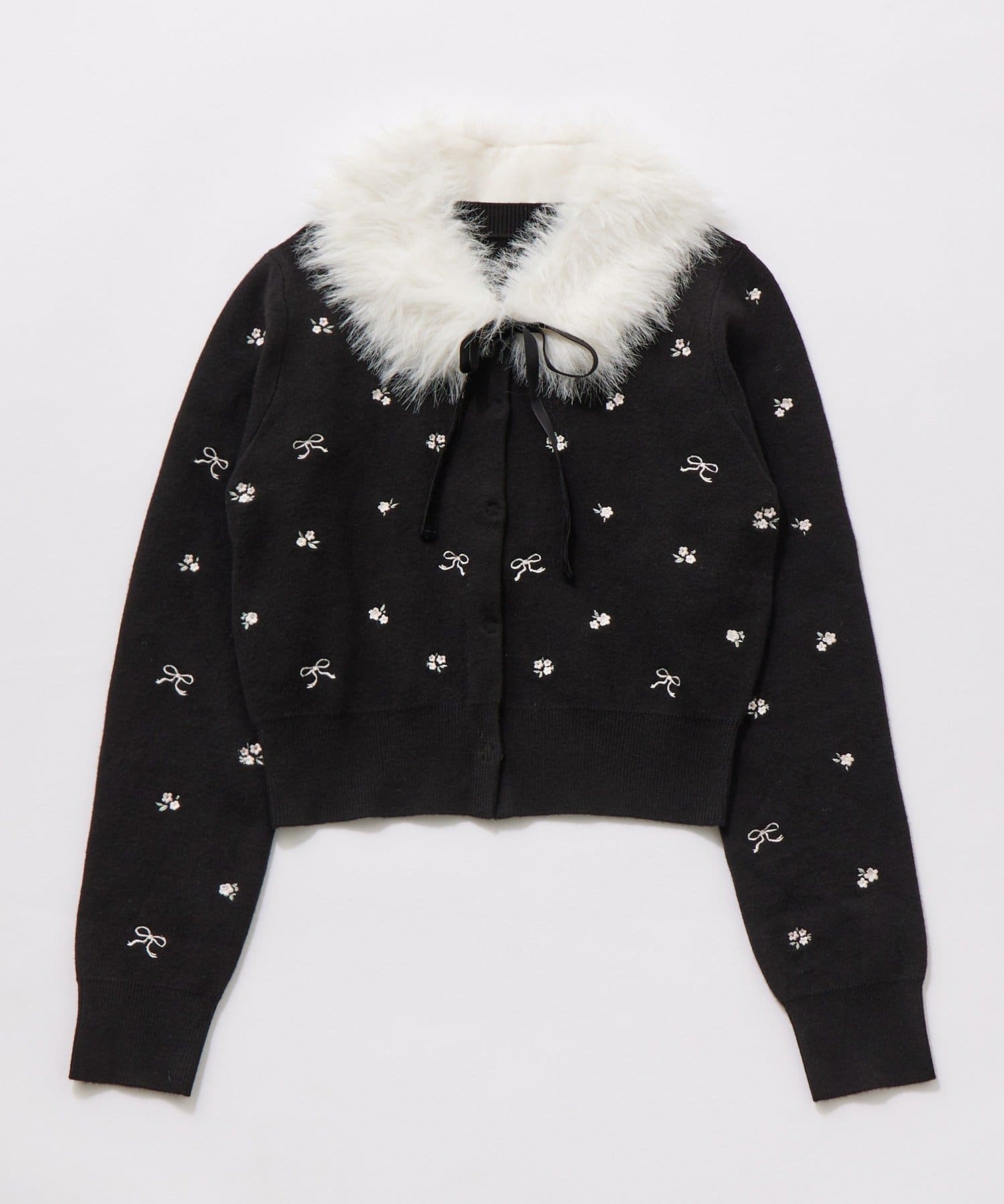 OLIVE des OLIVE(オリーブ デ オリーブ) 花刺繍ファーティペット付きニット