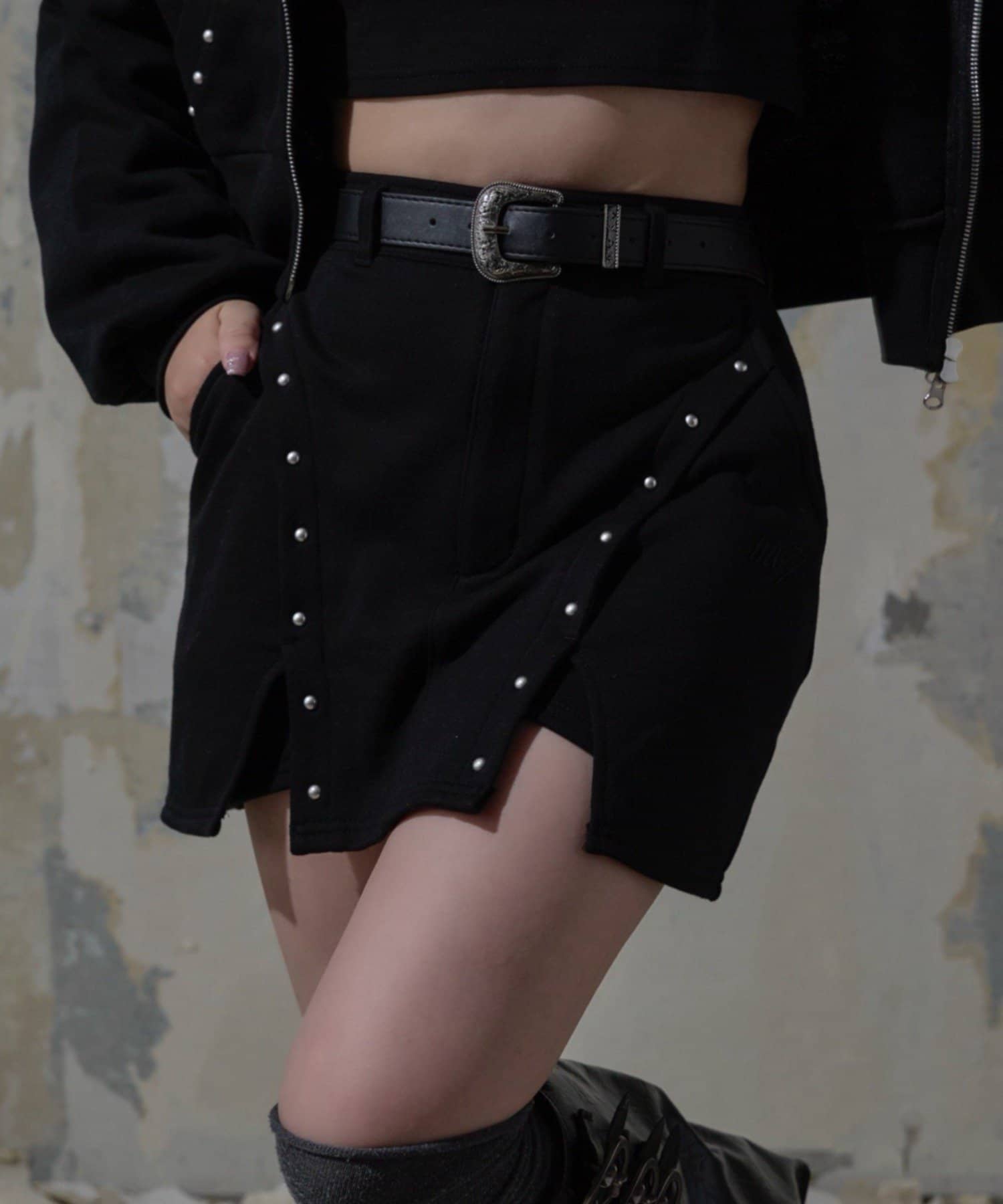 Remind me and forever(リマインドミーアンドフォーエバー) 【Mavie..7】スタッズ付ミニスコート