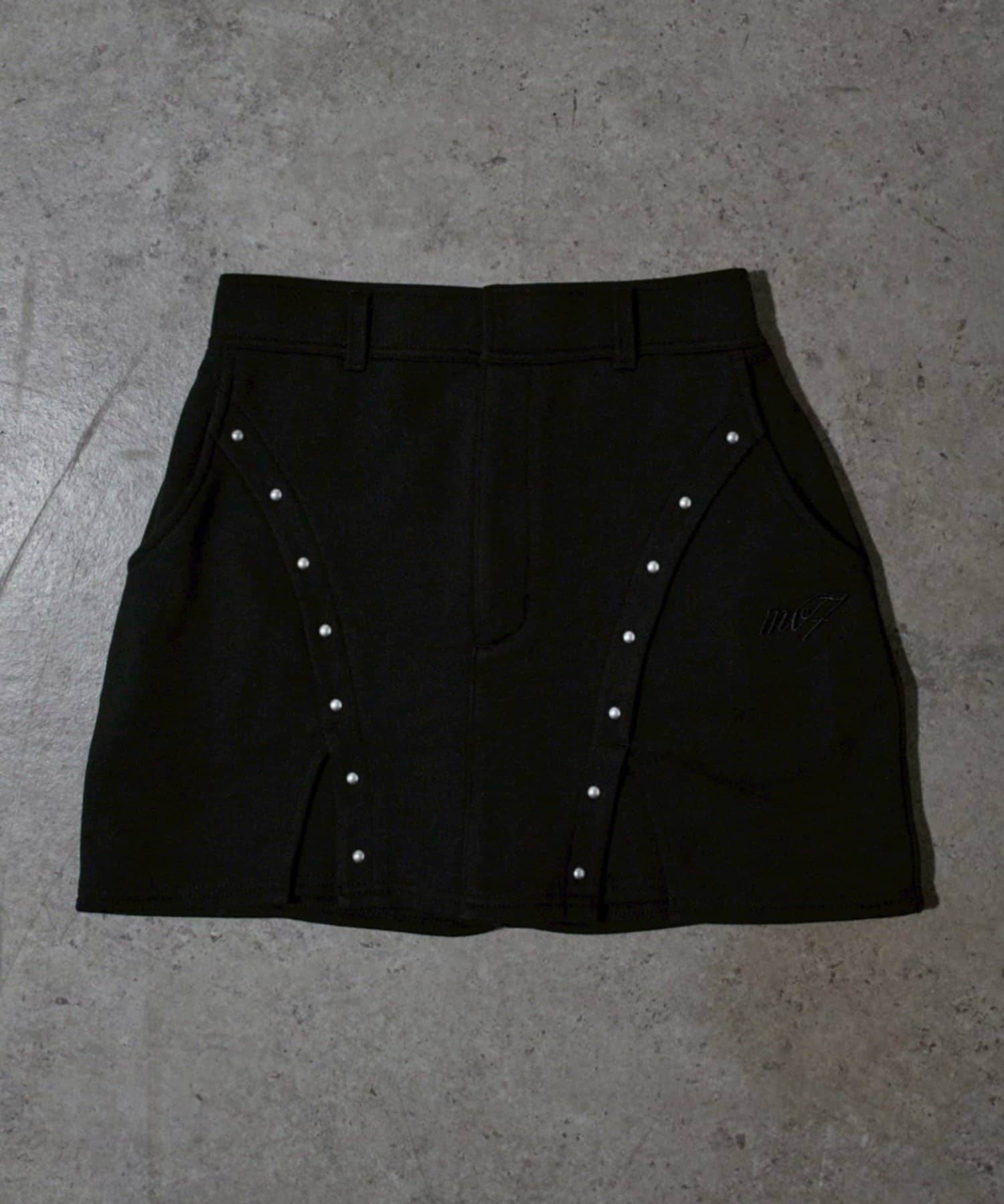 Remind me and forever(リマインドミーアンドフォーエバー) 【Mavie..7】スタッズ付ミニスコート