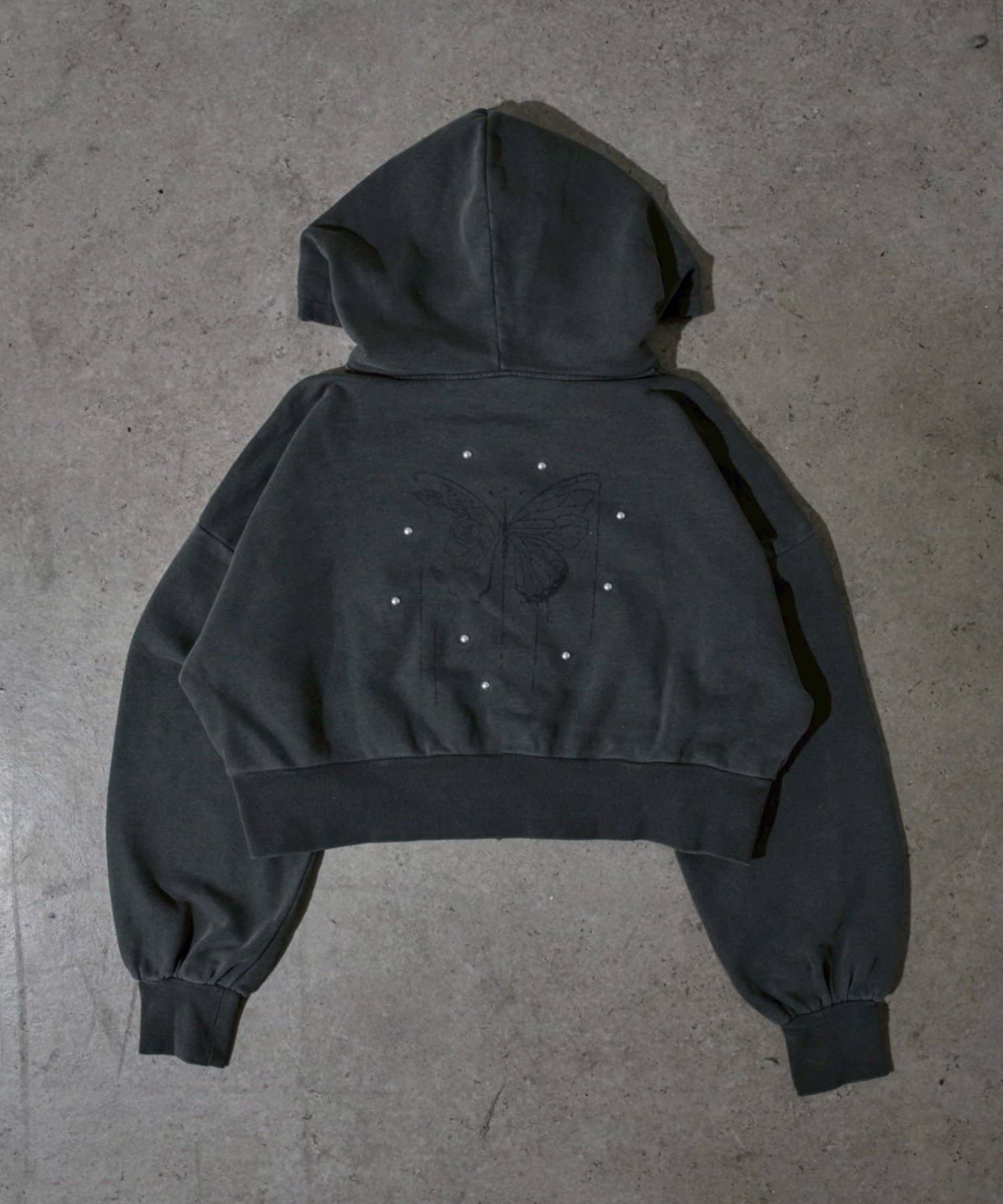 Remind me and forever(リマインドミーアンドフォーエバー) 【Mavie..7】スタッズ付裏毛パーカー