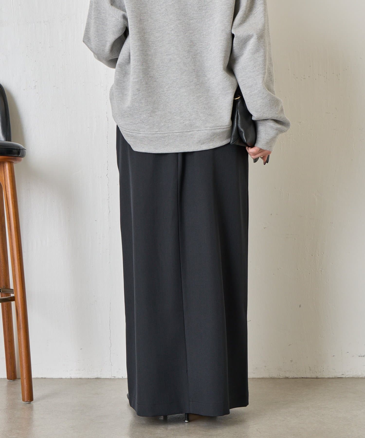Jena　espace merveilleux(ジェナ　エスパスメルヴェイユ) フロントスリットスカート