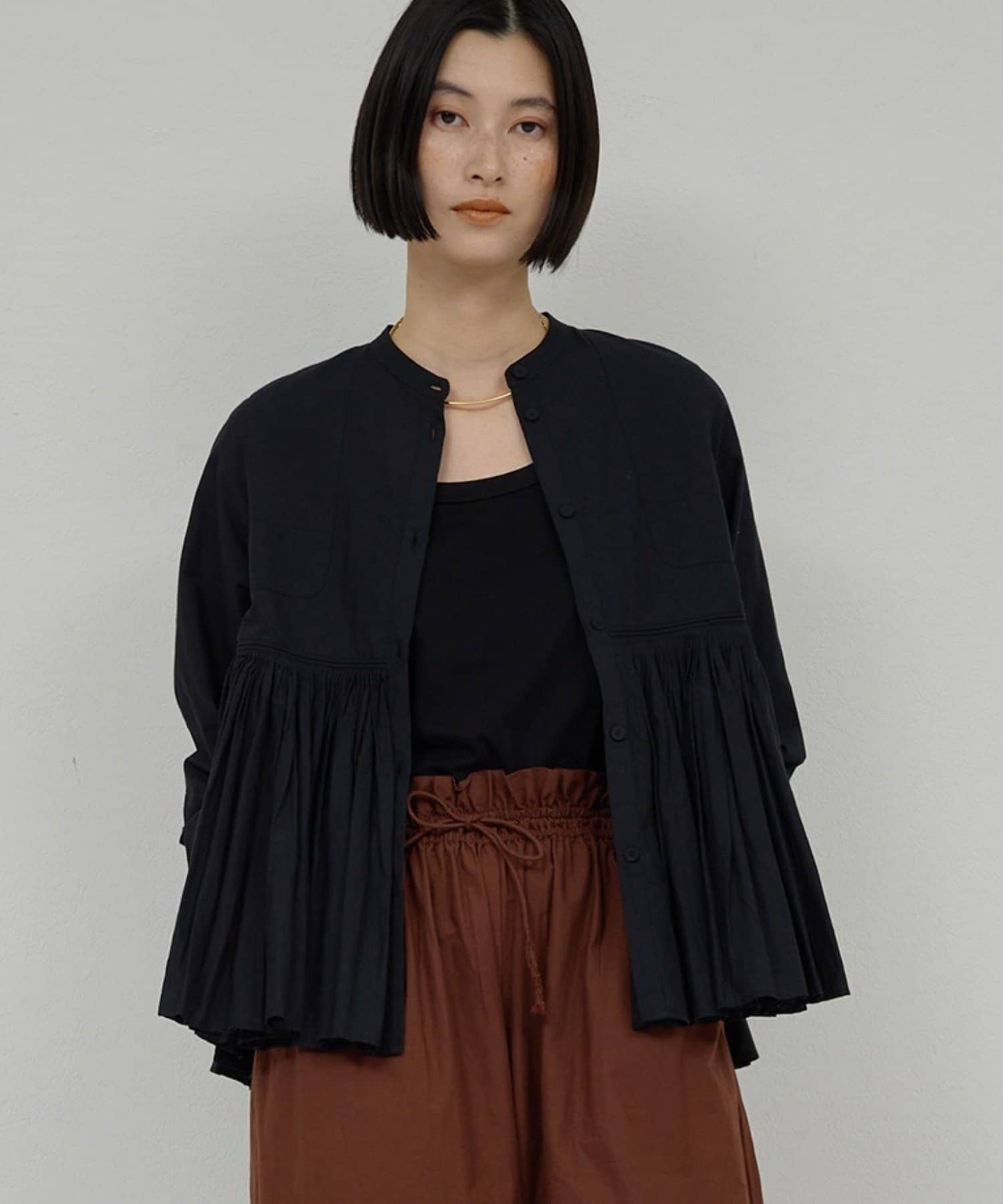 GALLARDAGALANTE(ガリャルダガランテ) 【1/1(木)12:00～予約開始】【Dhritië】タックブラウス