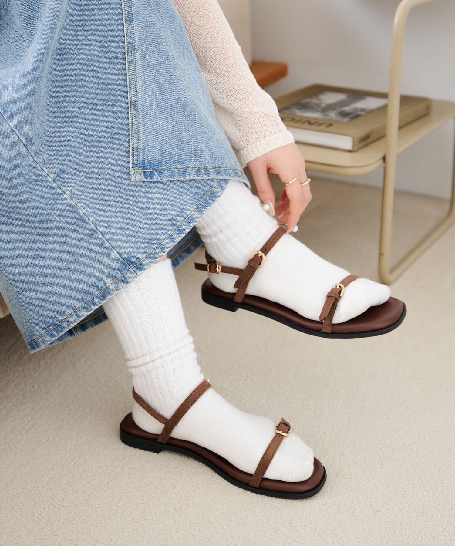 DISCOAT(ディスコート) フラットナローラインサンダル