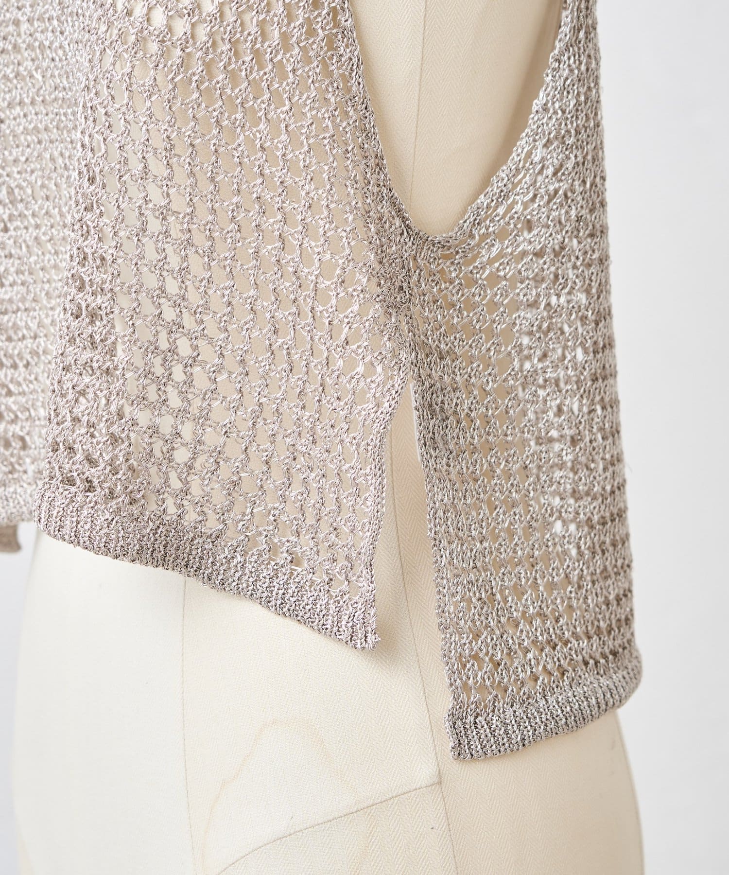 Jena　espace merveilleux(ジェナ　エスパスメルヴェイユ) 【レイヤードで差をつける】メタリックヤーンベスト