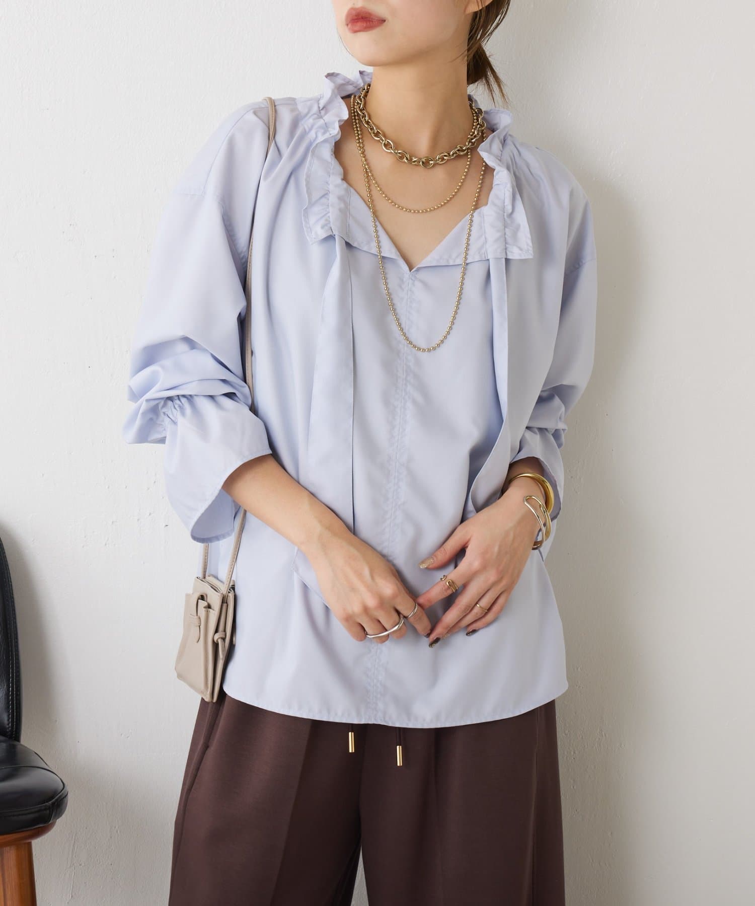 Jena　espace merveilleux(ジェナ　エスパスメルヴェイユ) 袖フリルリボンタイブラウス