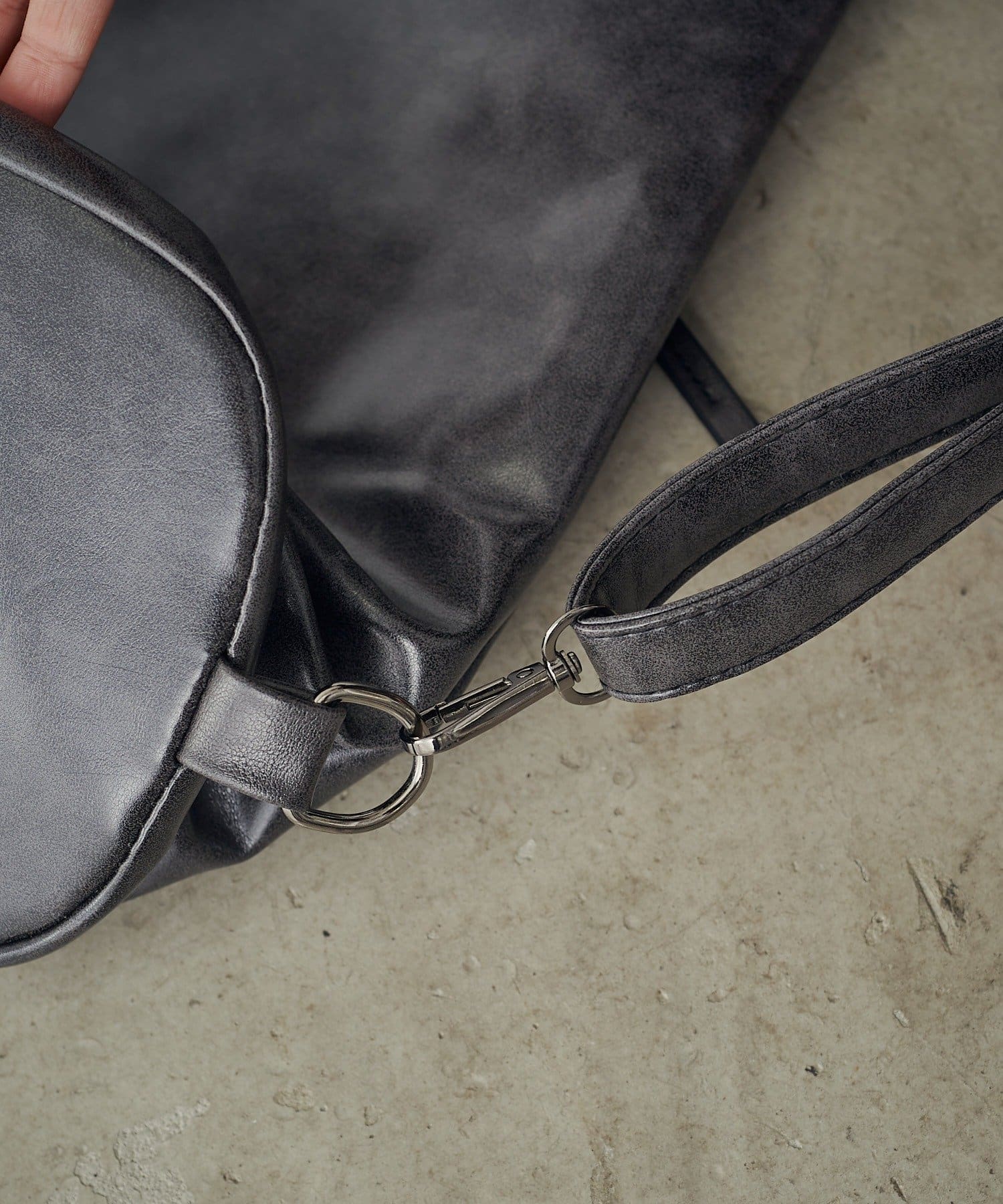 -goocy-(グーシー) 合皮2WAYバッグ