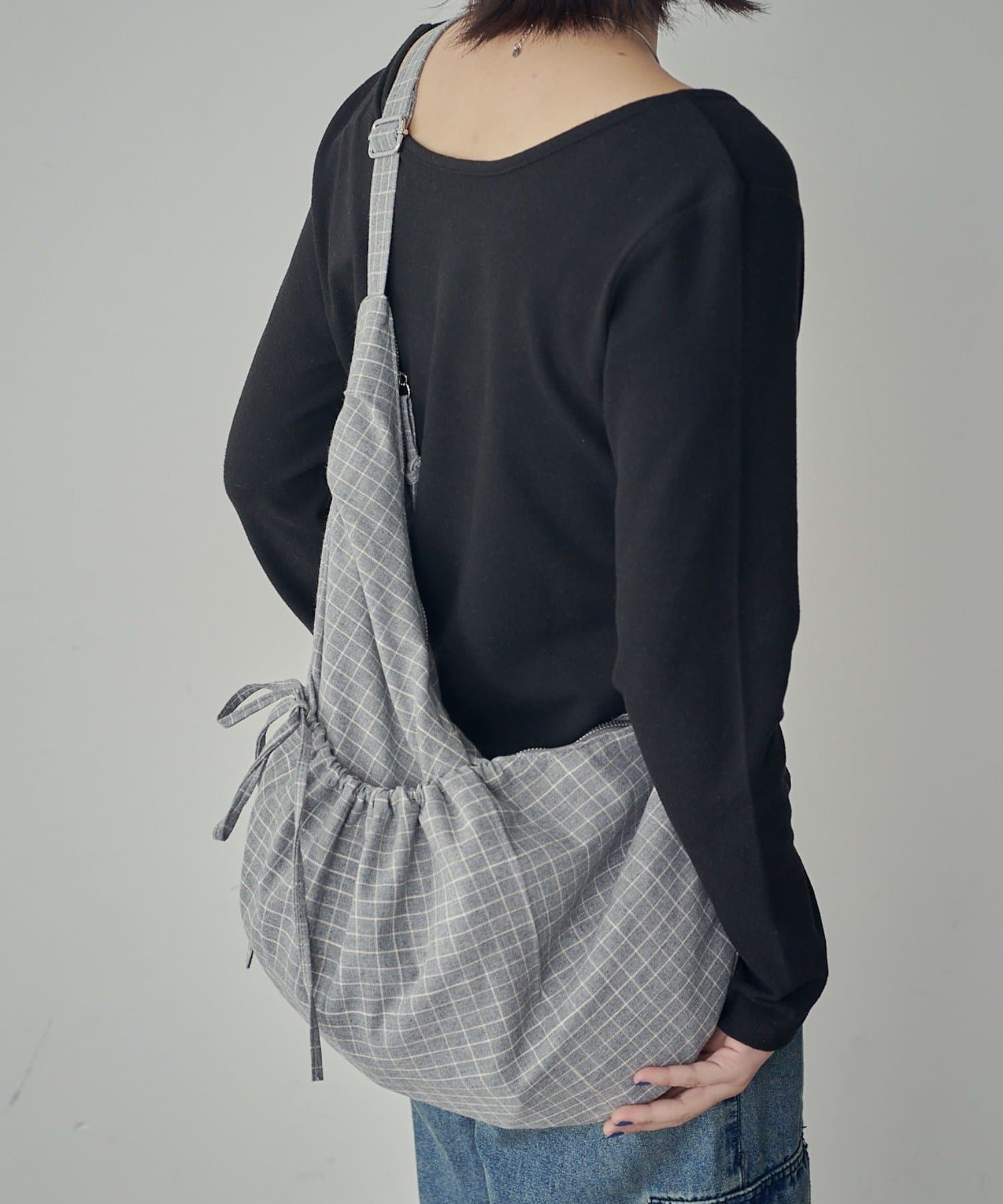 -goocy-(グーシー) チェックラウンドショルダーバッグ