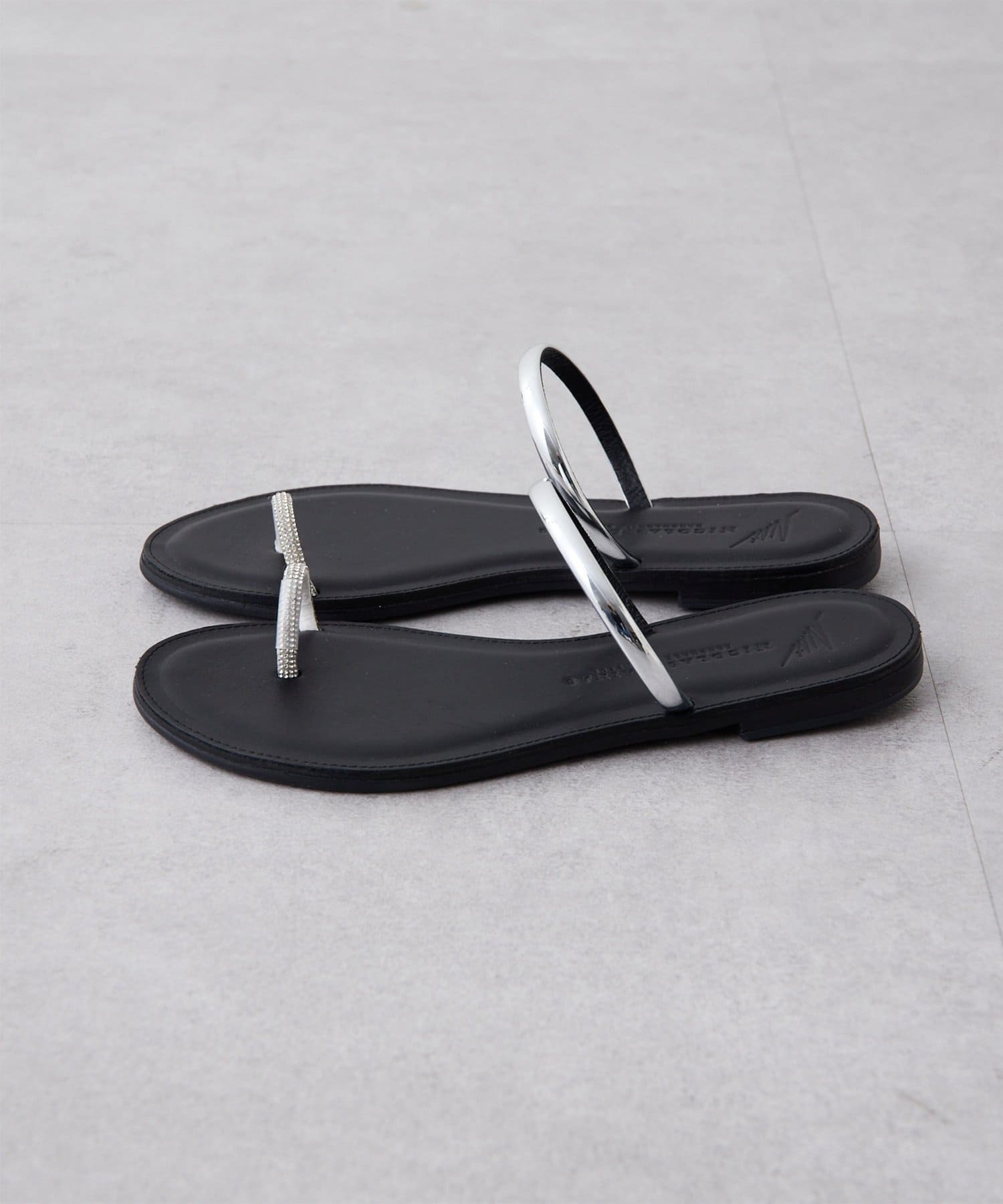 Whim Gazette(ウィム ガゼット) ＜WEB限定サイズあり＞【NICOLAS LAINAS】別注トングフラットサンダル