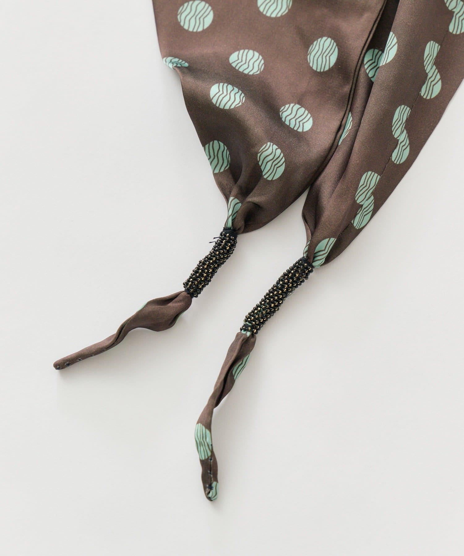 mystic(ミスティック) 三角ドットスカーフ