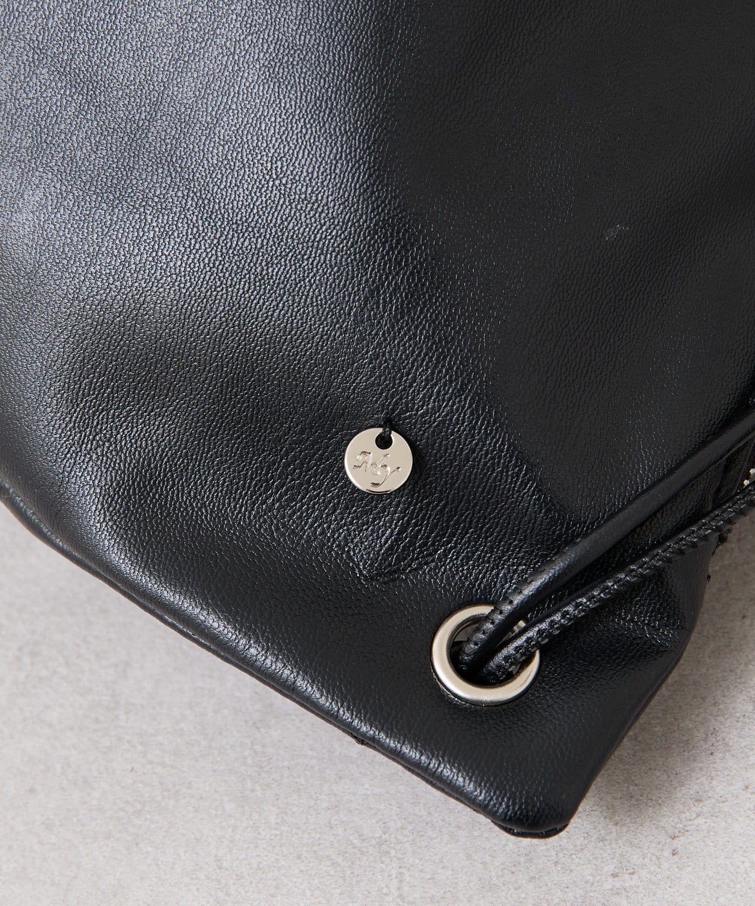 mystic(ミスティック) プレート付きナップザック